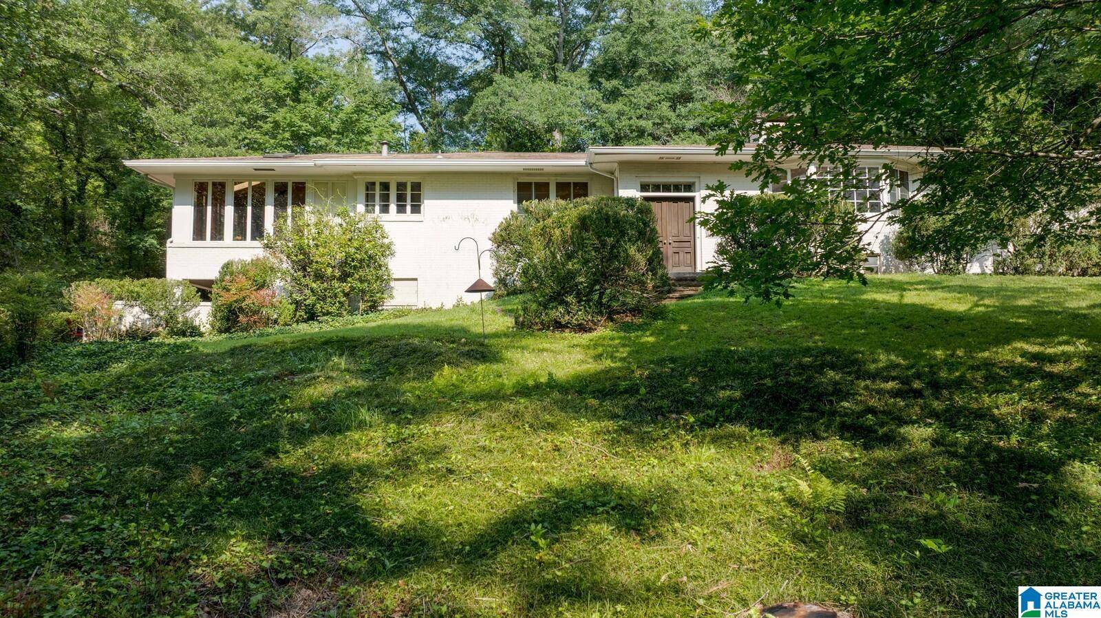 Mountain Brook, AL 35213,10 BEECHWOOD ROAD
