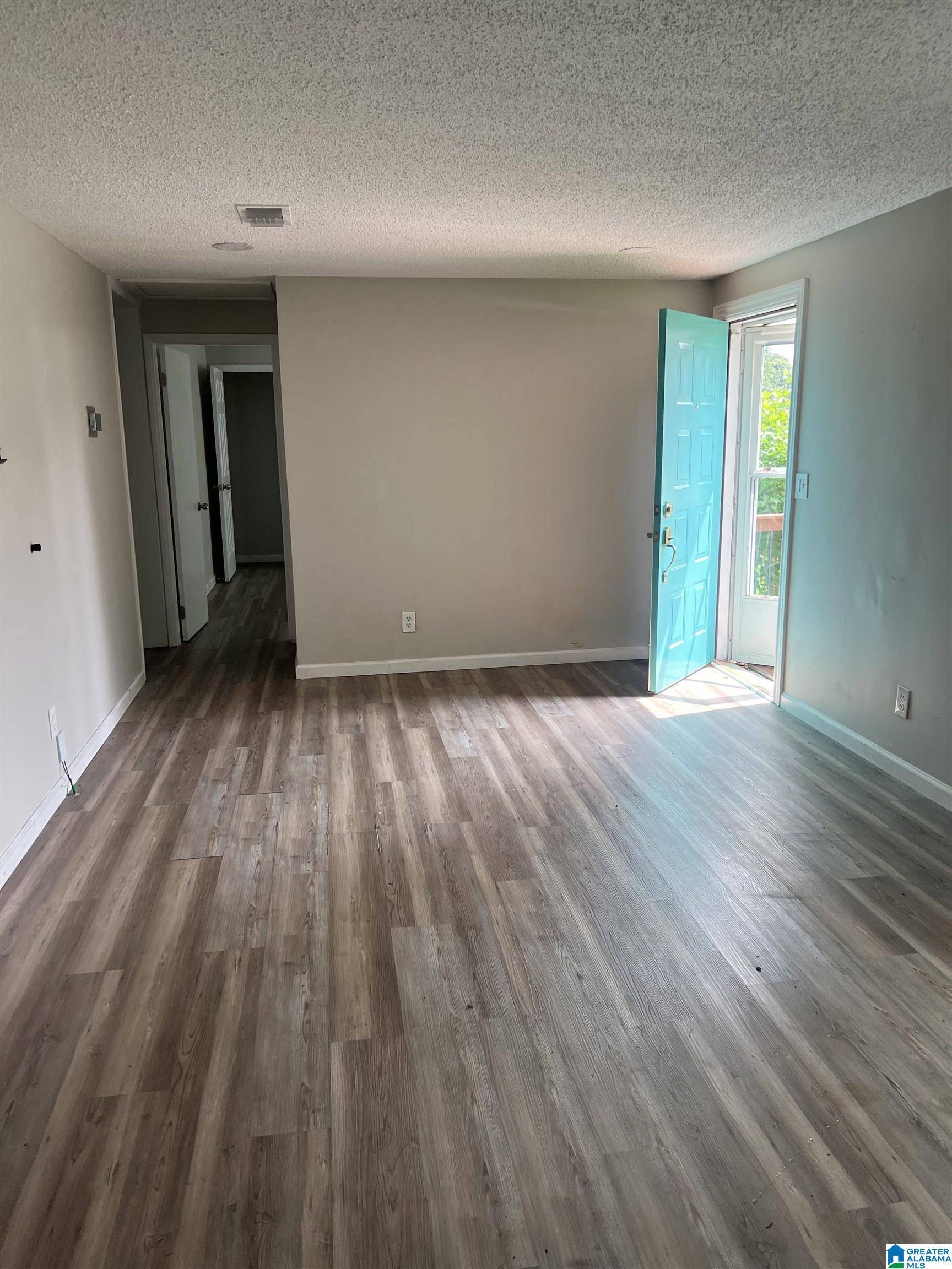 Bessemer, AL 35023,803 BAHIA LANE