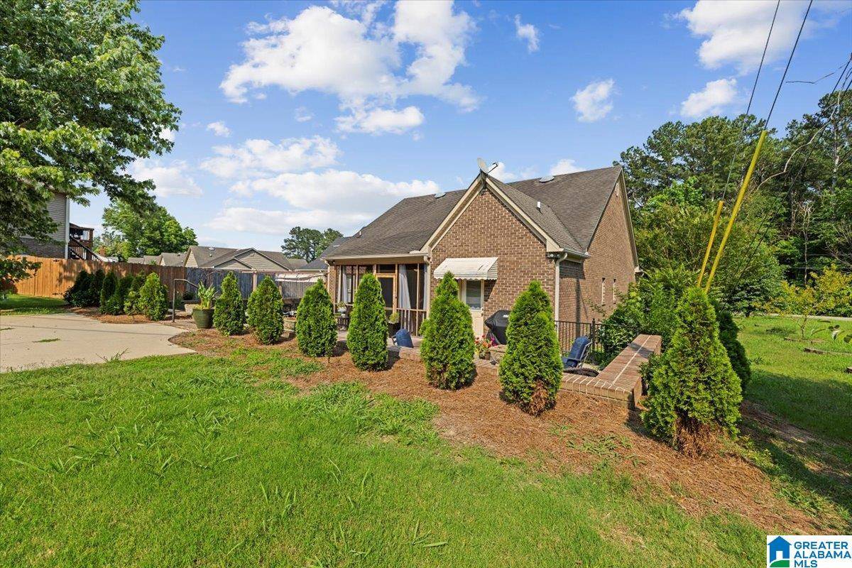 Oneonta, AL 35121,900 PARK AVENUE