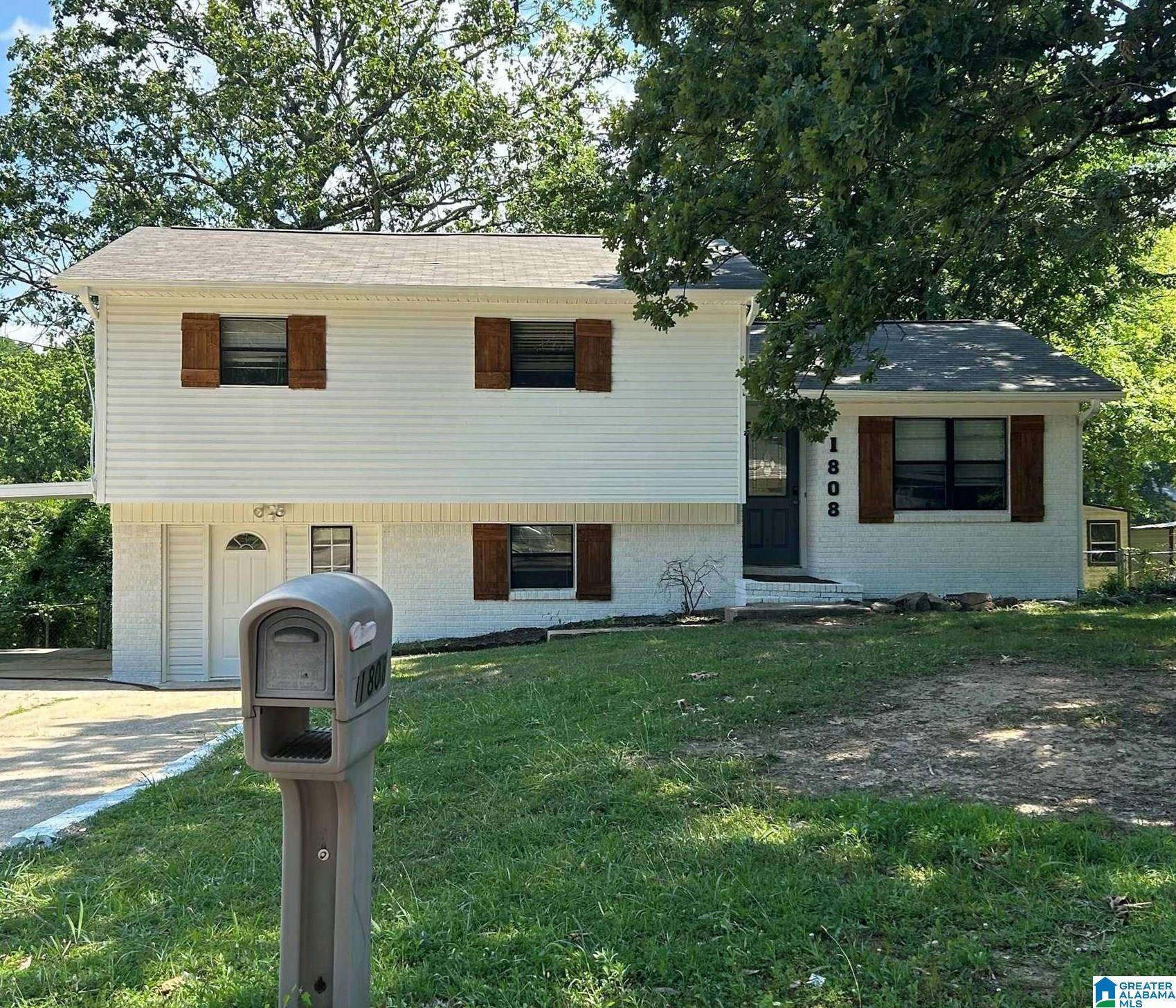 Fultondale, AL 35068,1808 DONAFRED ROAD