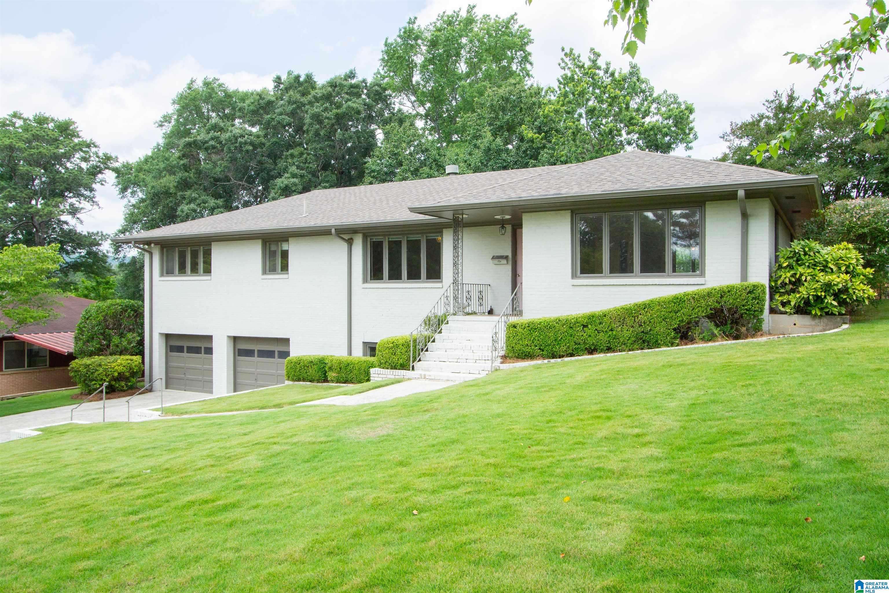 Homewood, AL 35209,534 HAMPTON DRIVE