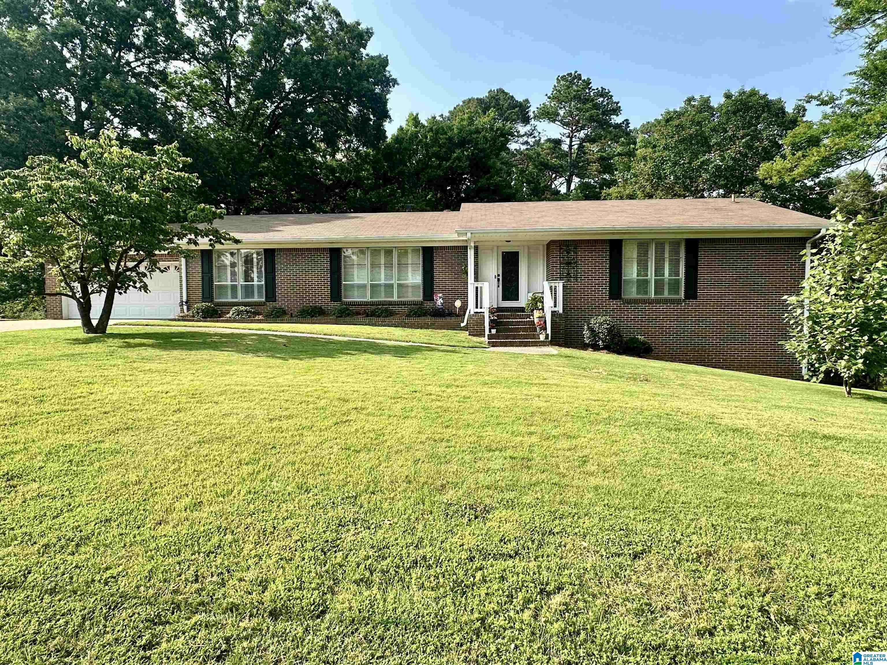 Hueytown, AL 35023,1028 CAPRI CIRCLE