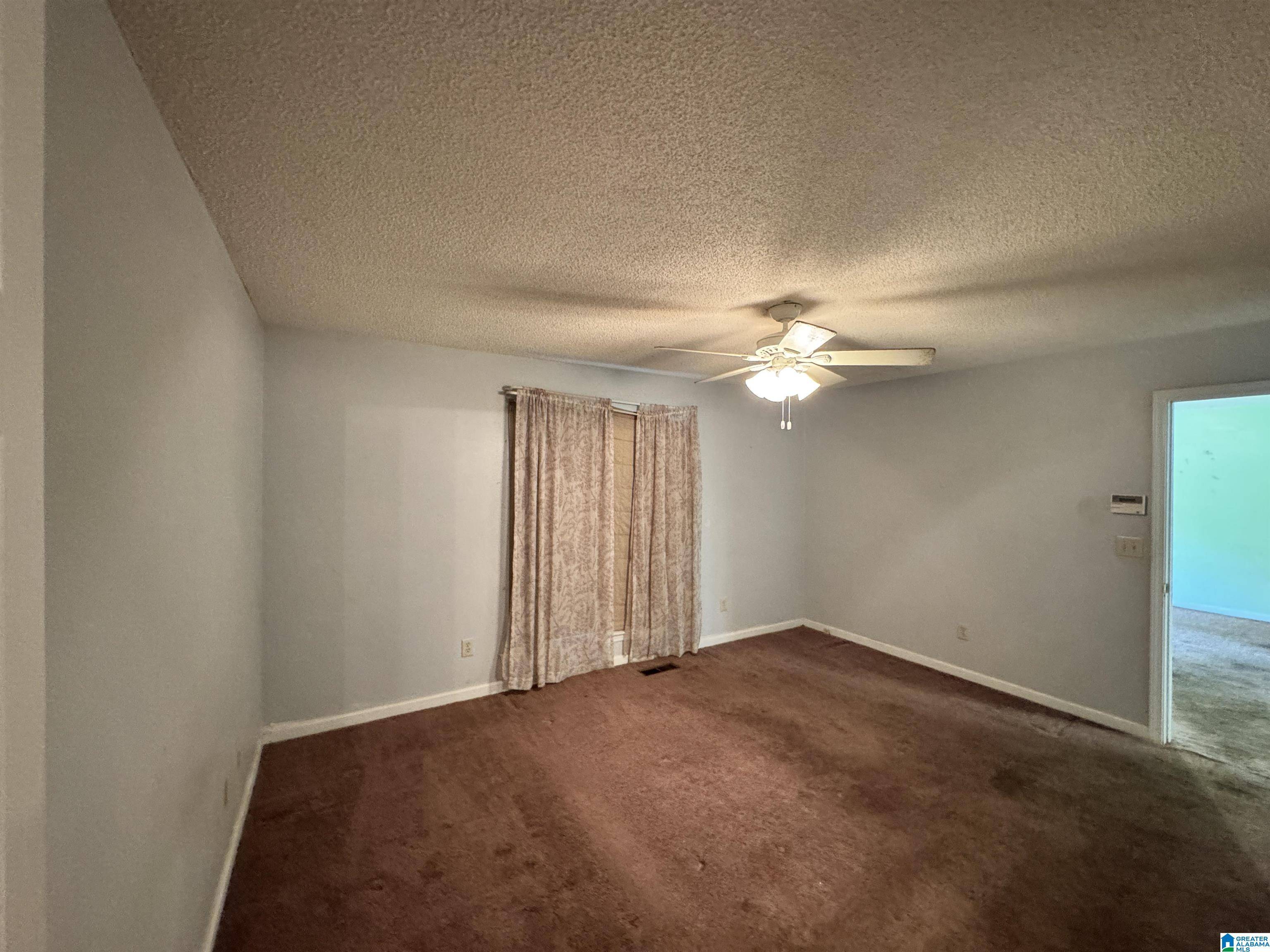 Bessemer, AL 35023,832 BAHIA LANE