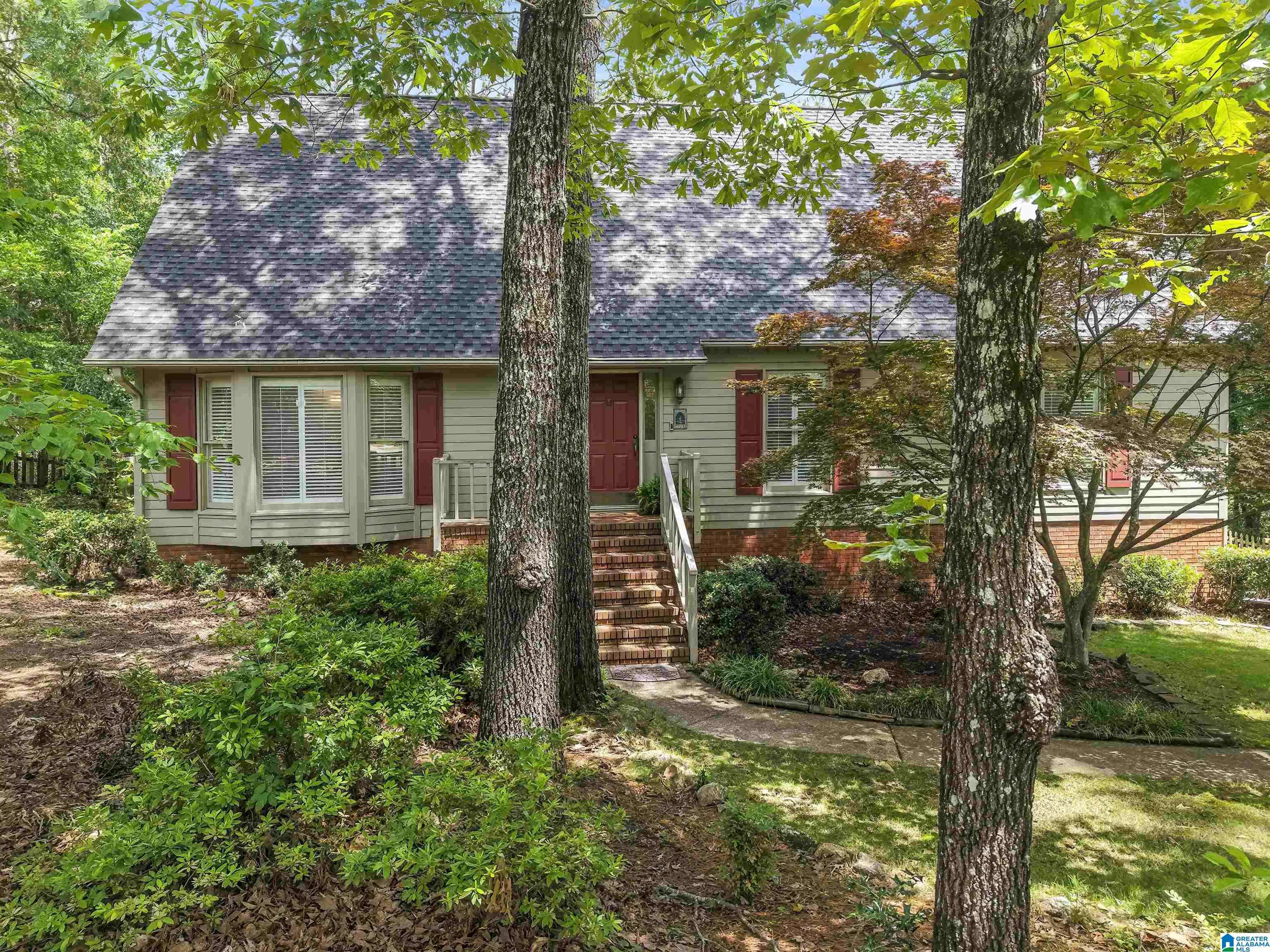 Birmingham, AL 35242,4915 MEADOW BROOK WAY