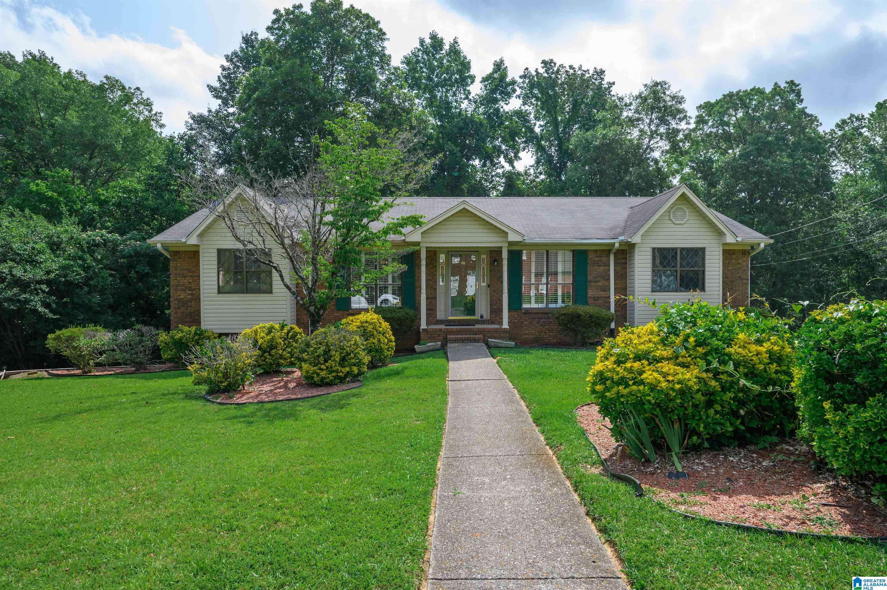 Pleasant Grove, AL 35127,1413 13TH AVENUE