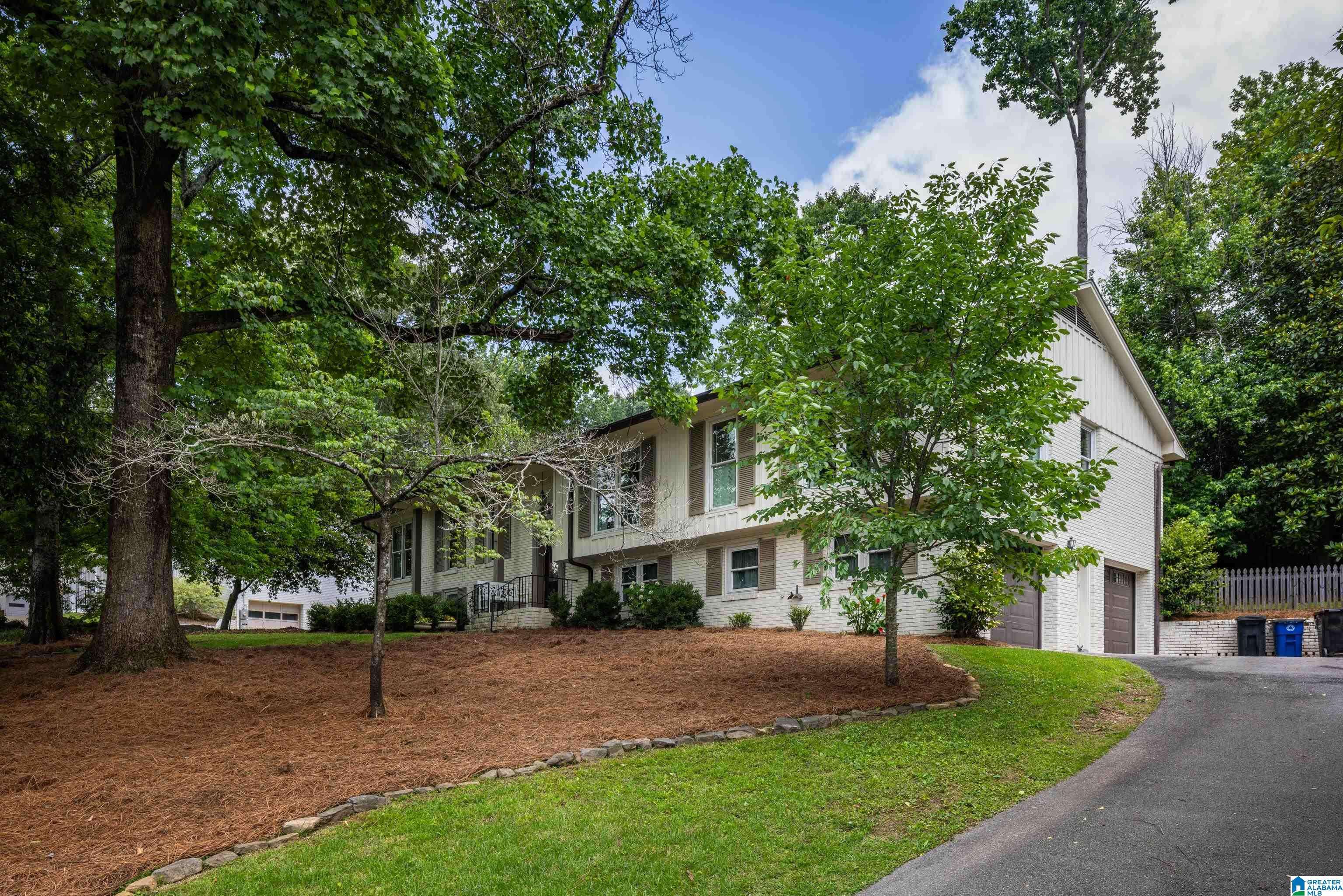 Mountain Brook, AL 35223,3876 SPRING VALLEY ROAD