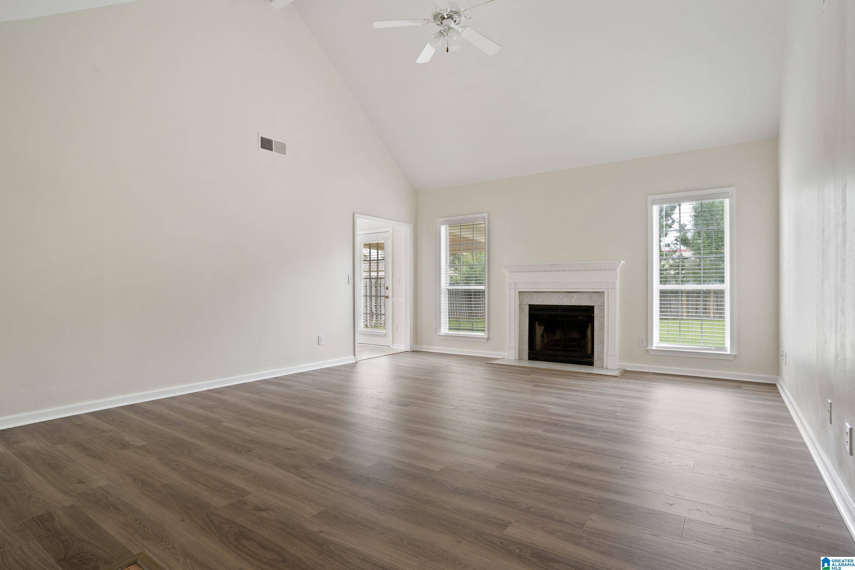 Calera, AL 35040,132 SUMMERCHASE PARKWAY
