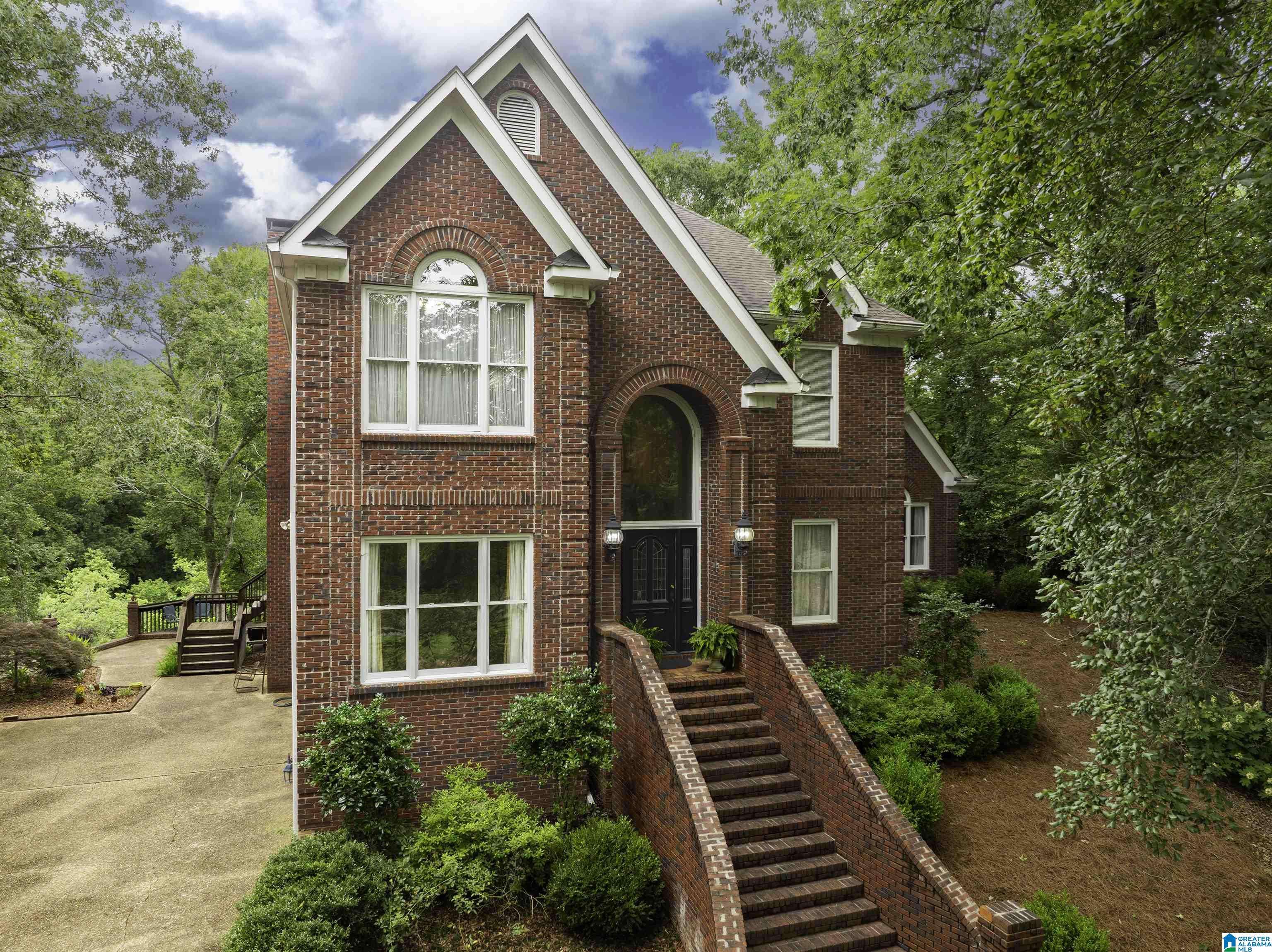 Hoover, AL 35244,1165 LAKE FOREST CIRCLE