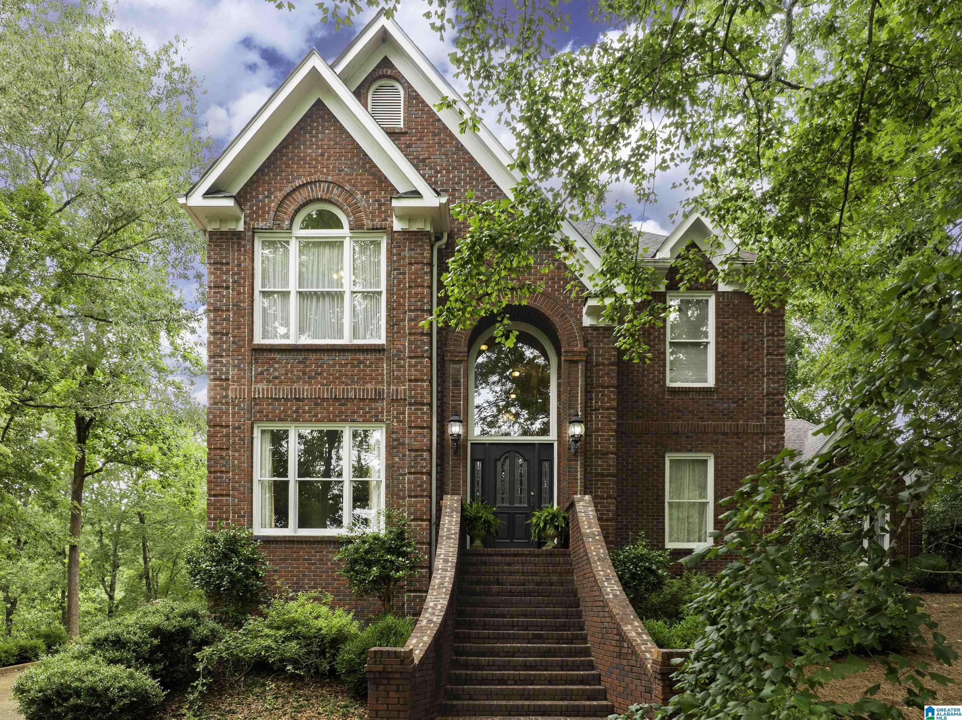 Hoover, AL 35244,1165 LAKE FOREST CIRCLE