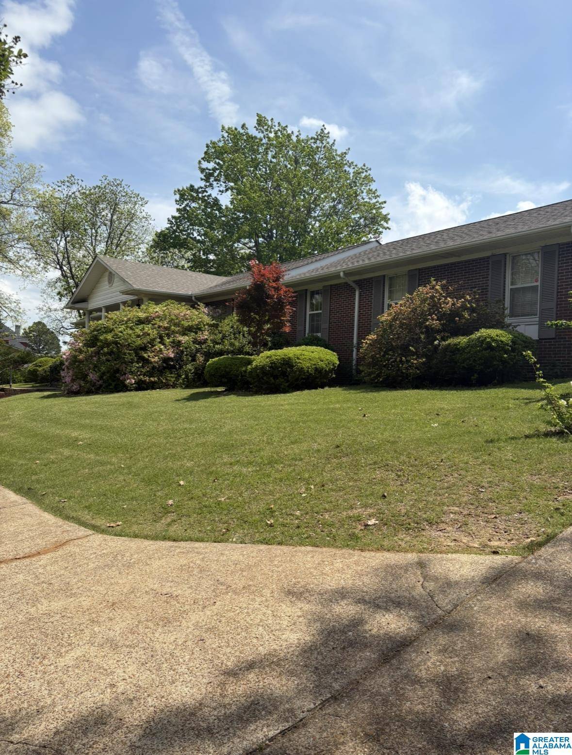 Gadsden, AL 35904,1321 BELLEVUE DRIVE