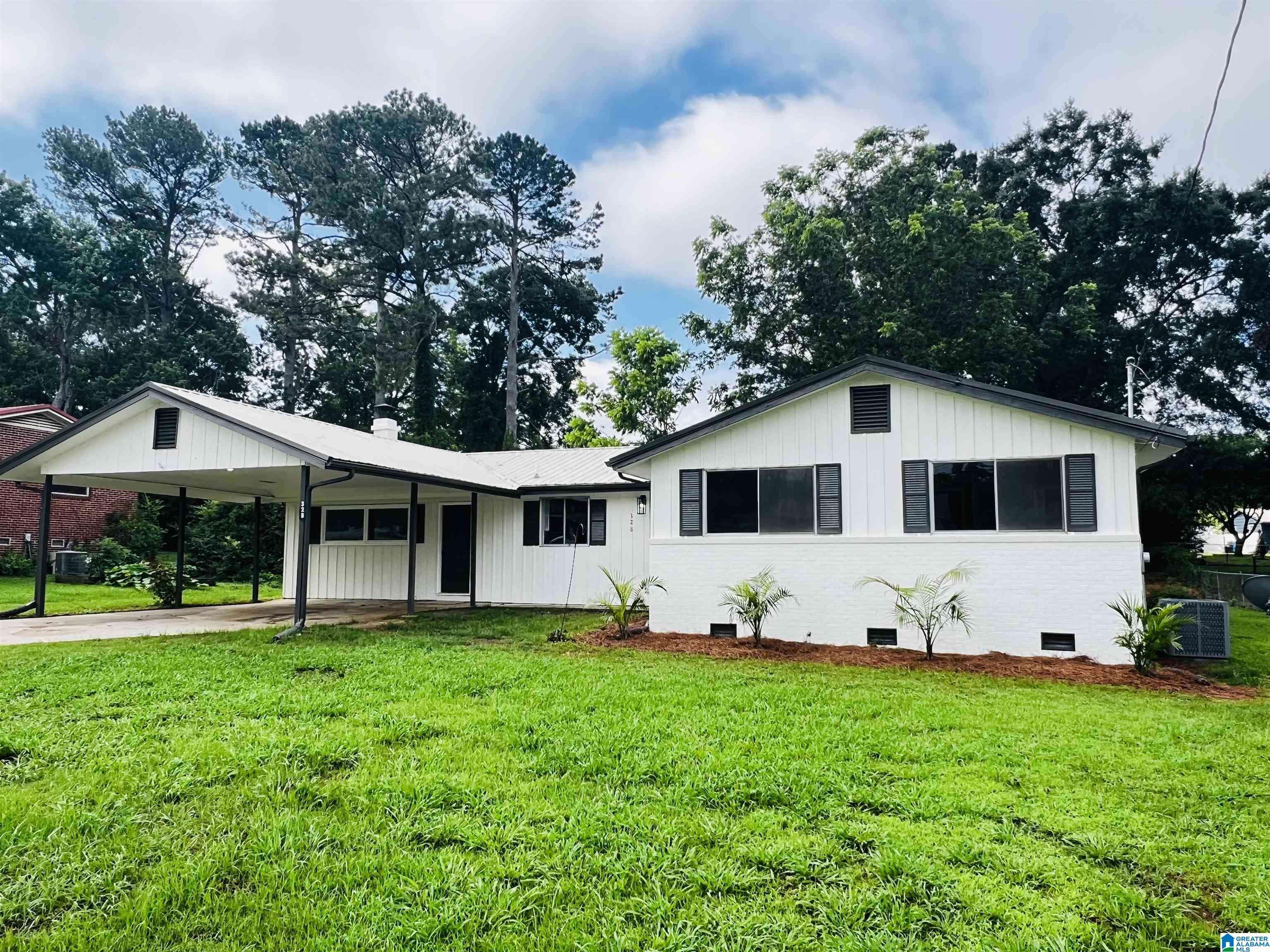 Anniston, AL 36206,328 LENLOCK DRIVE