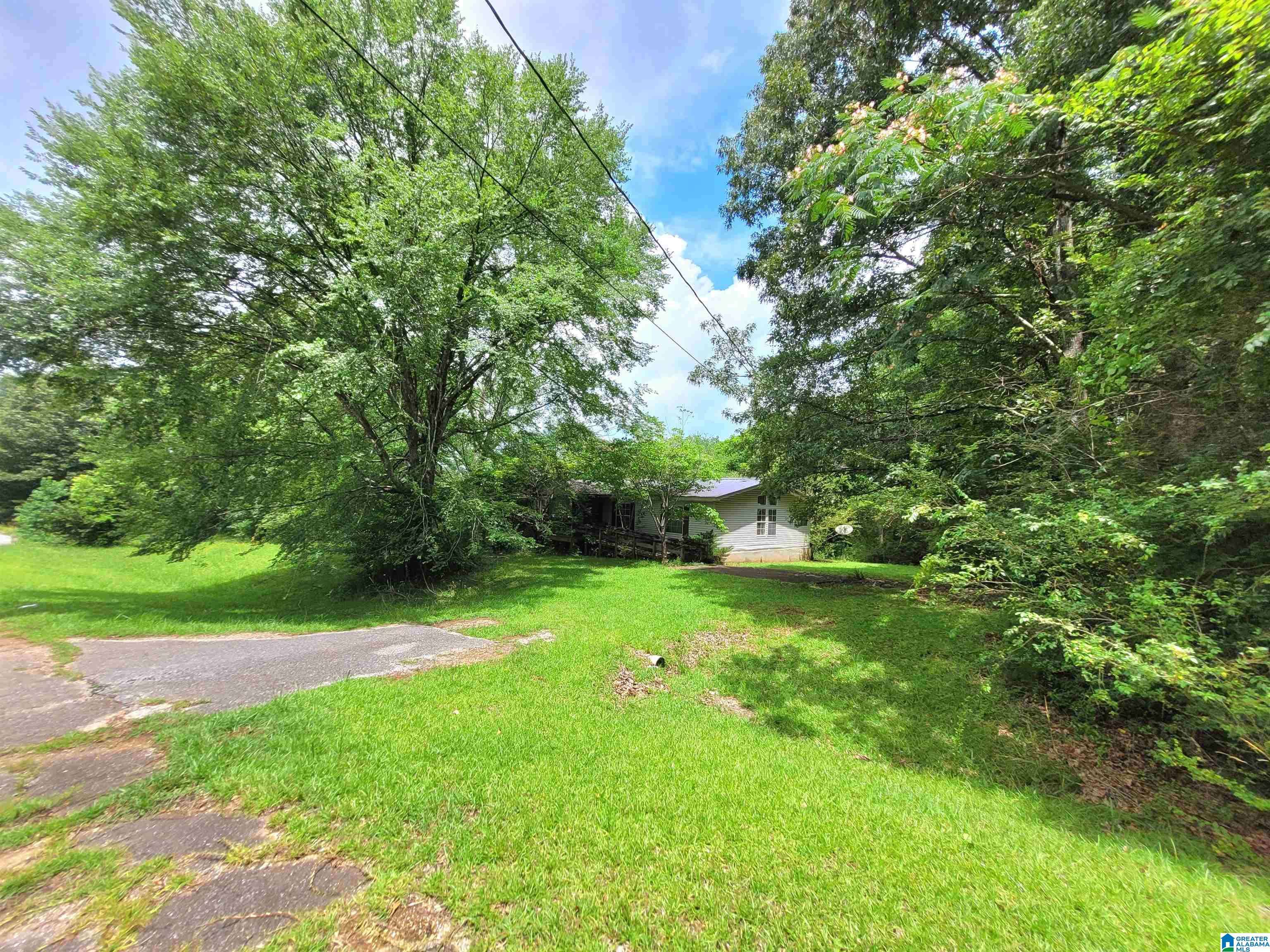 Talladega, AL 35160,1219 MCMILLAN STREET E #1