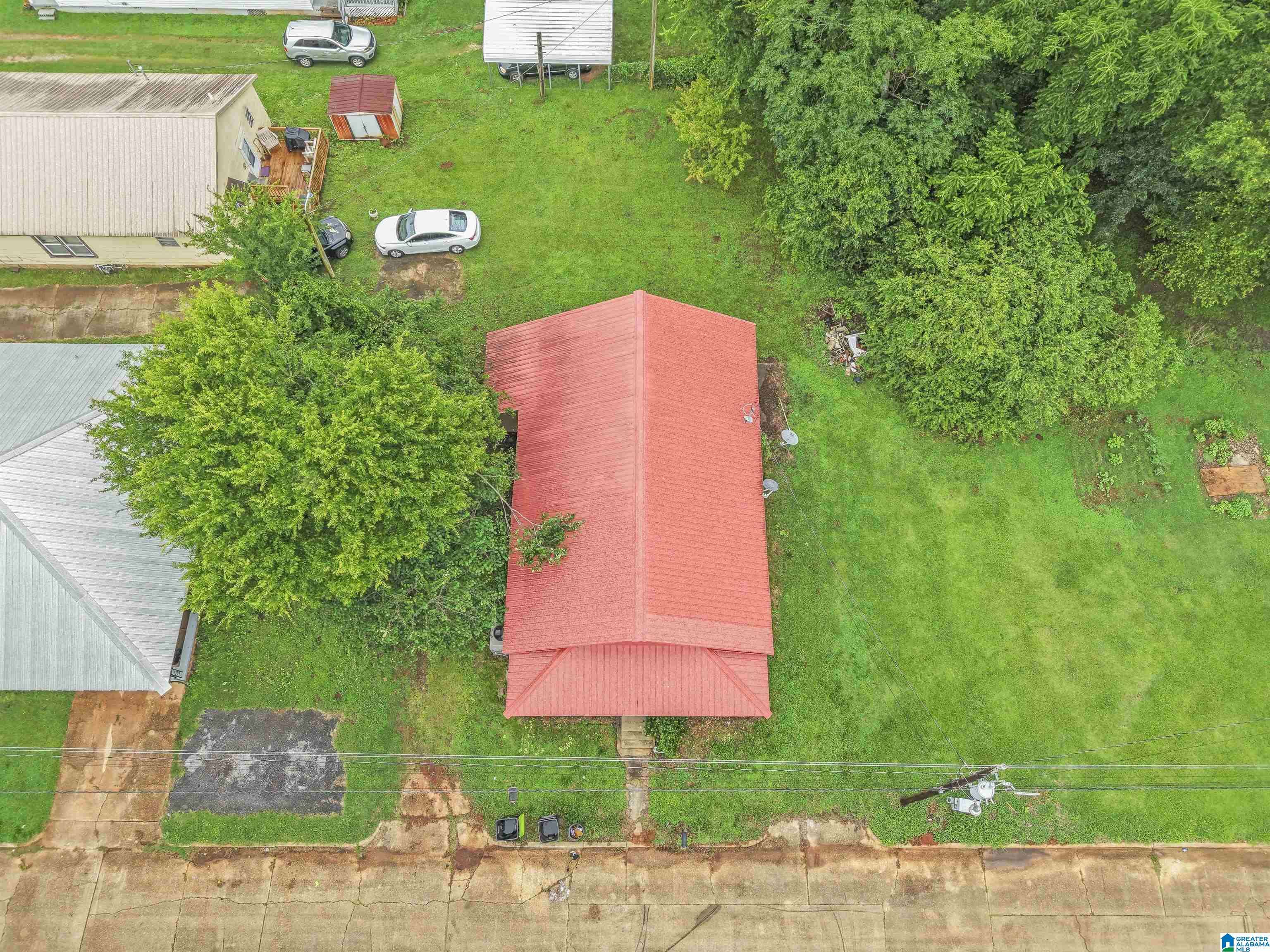 Sylacauga, AL 35150,606 W PINE STREET