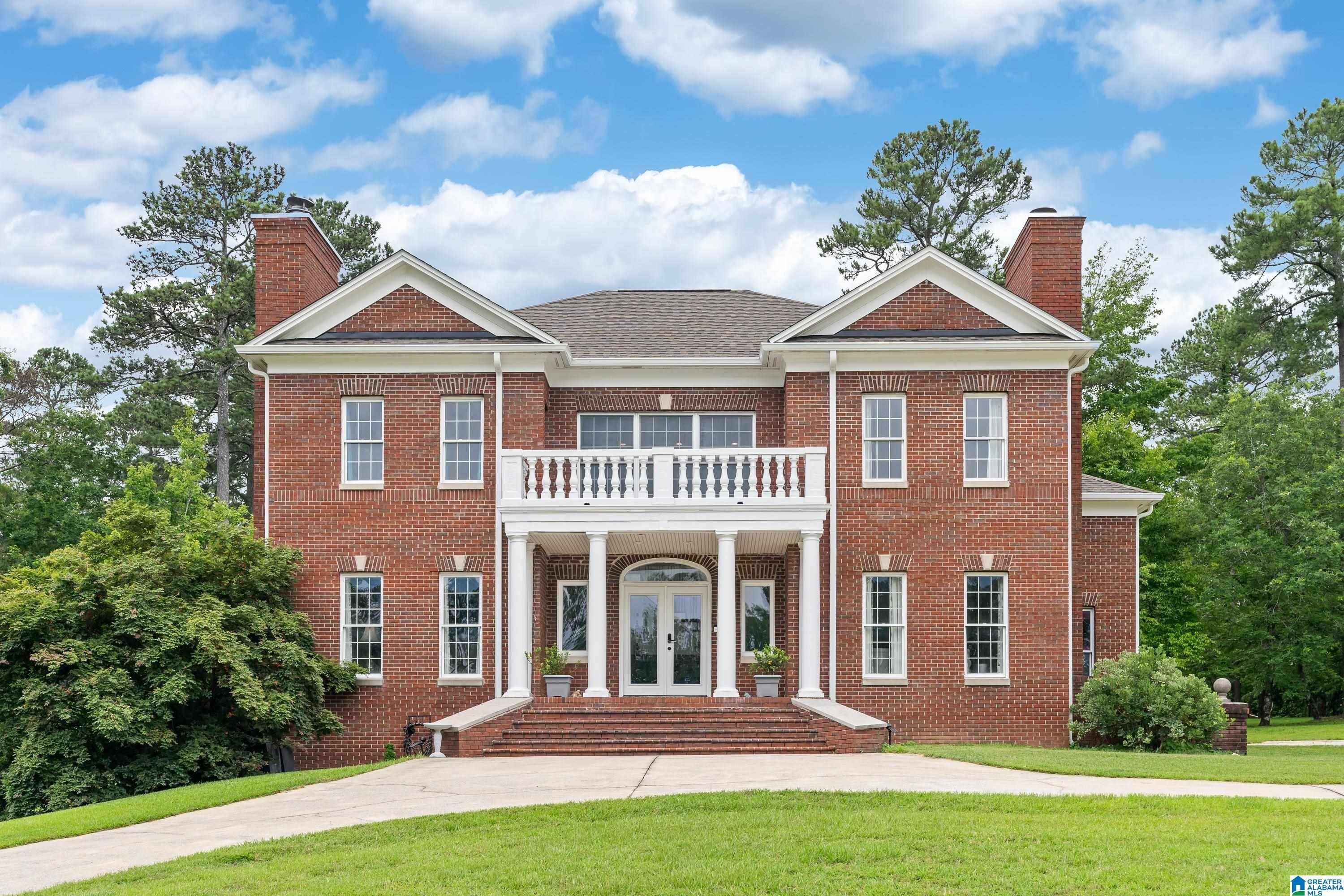 West Blocton, AL 35184,409 PINEVIEW DRIVE