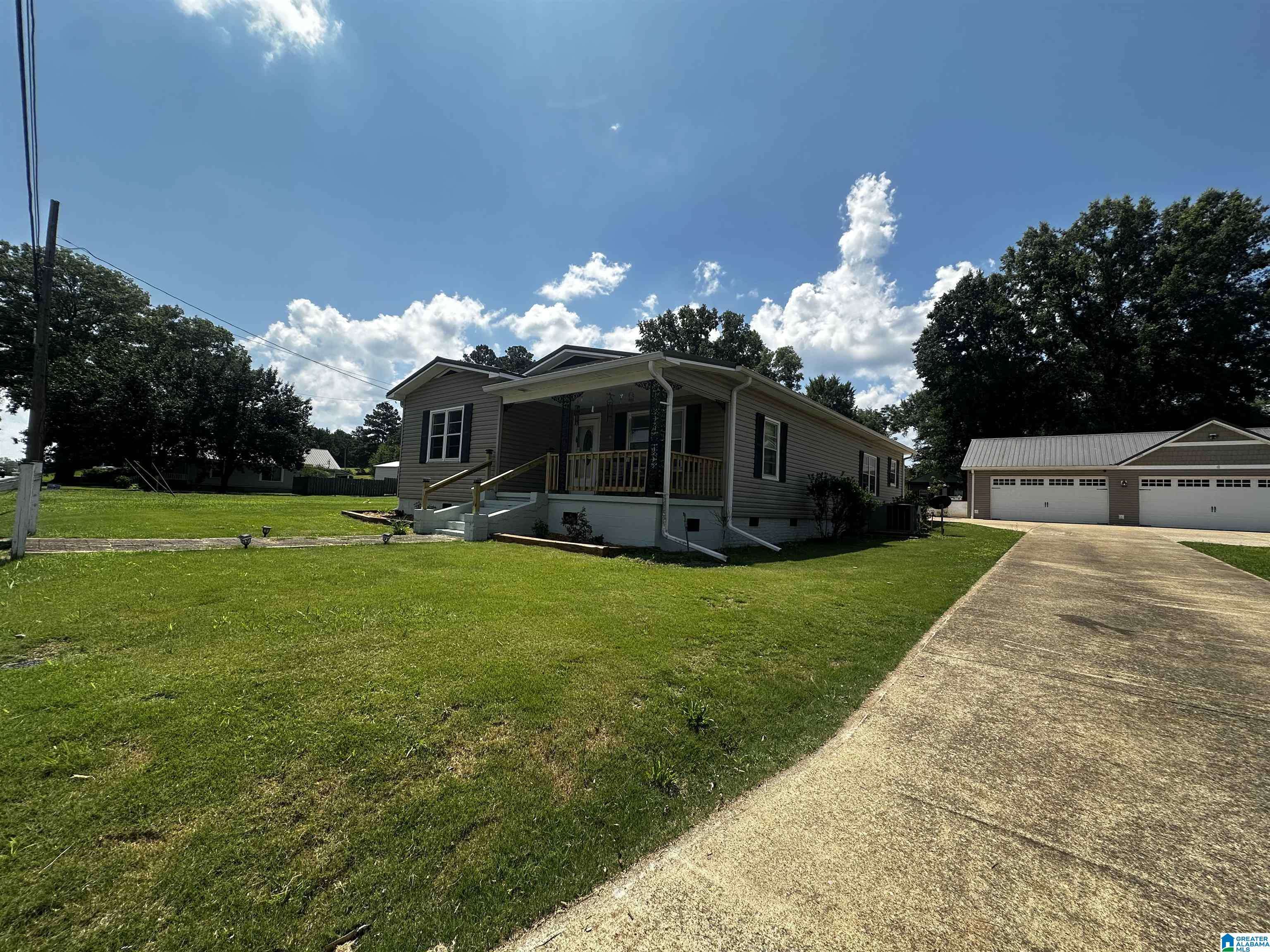 Sylacauga, AL 35150,705 W 4TH STREET