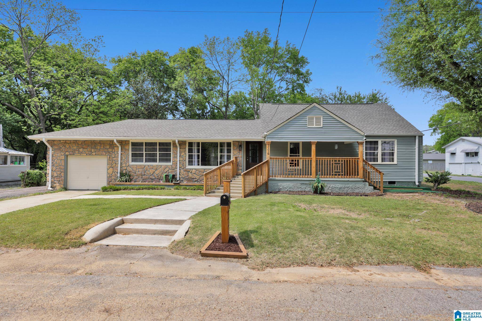 Leeds, AL 35094,7326 MIAMI AVENUE