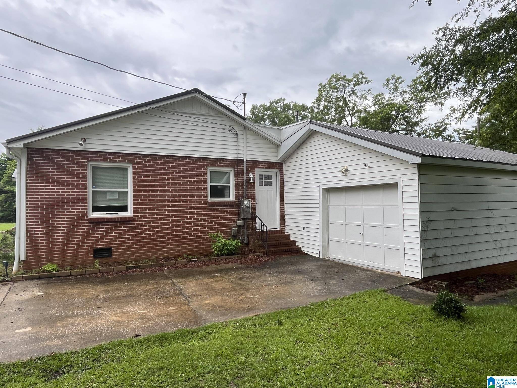 Oxford, AL 36203,91 RUSSELL LANE