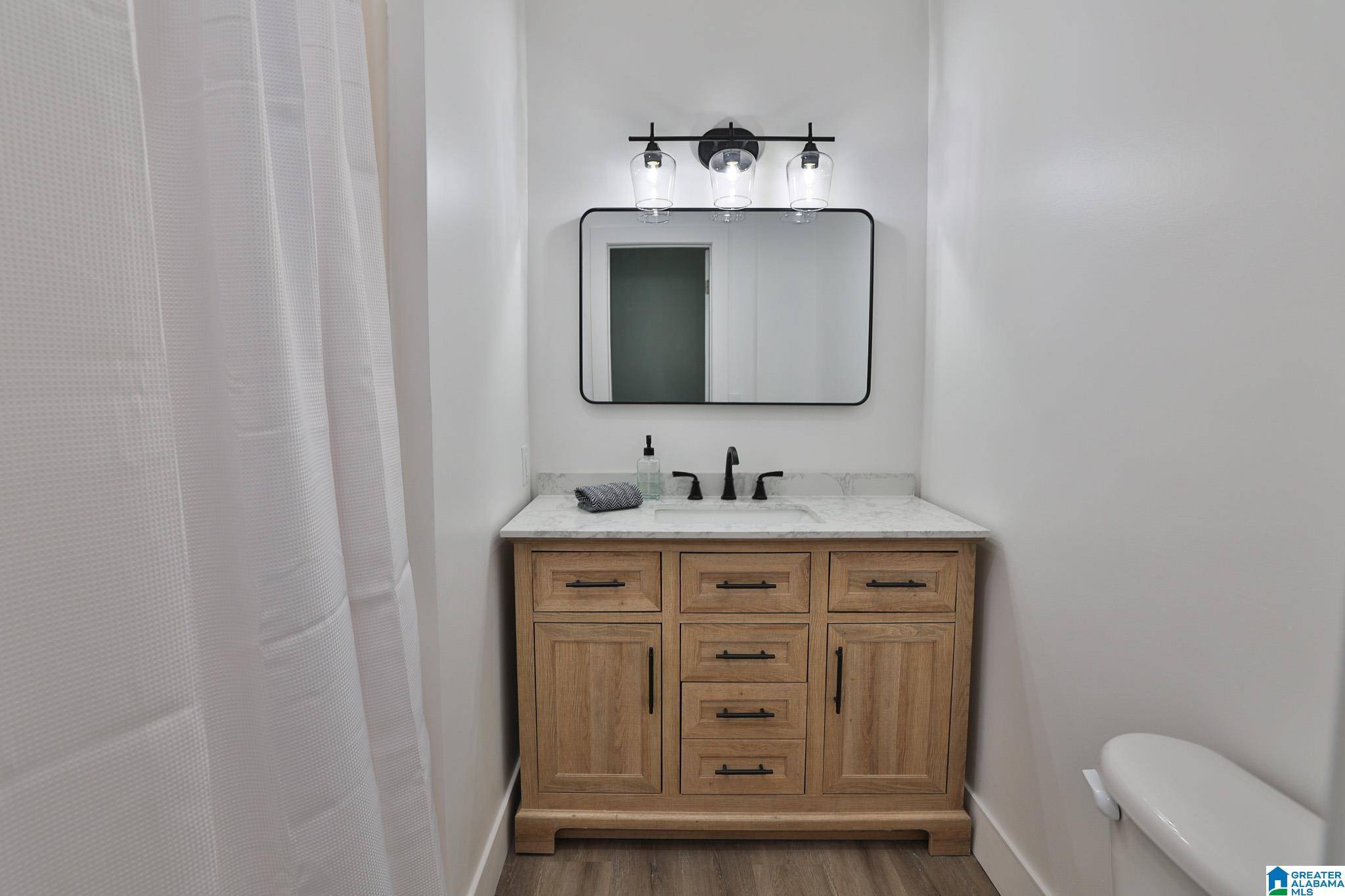 Alpine, AL 35014,442 LAKEVIEW CIRCLE