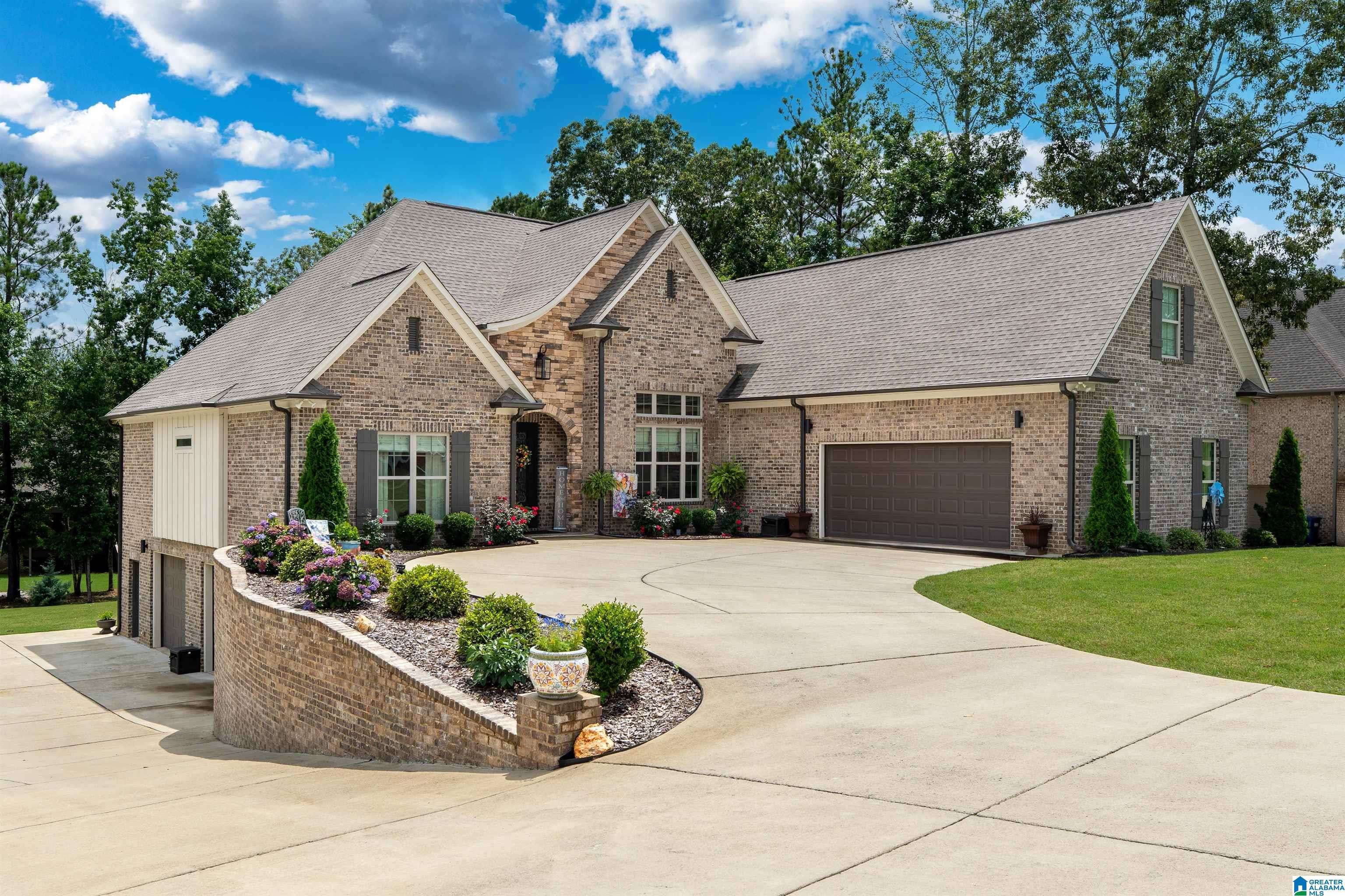 Pell City, AL 35128,715 W CASSIE DRIVE