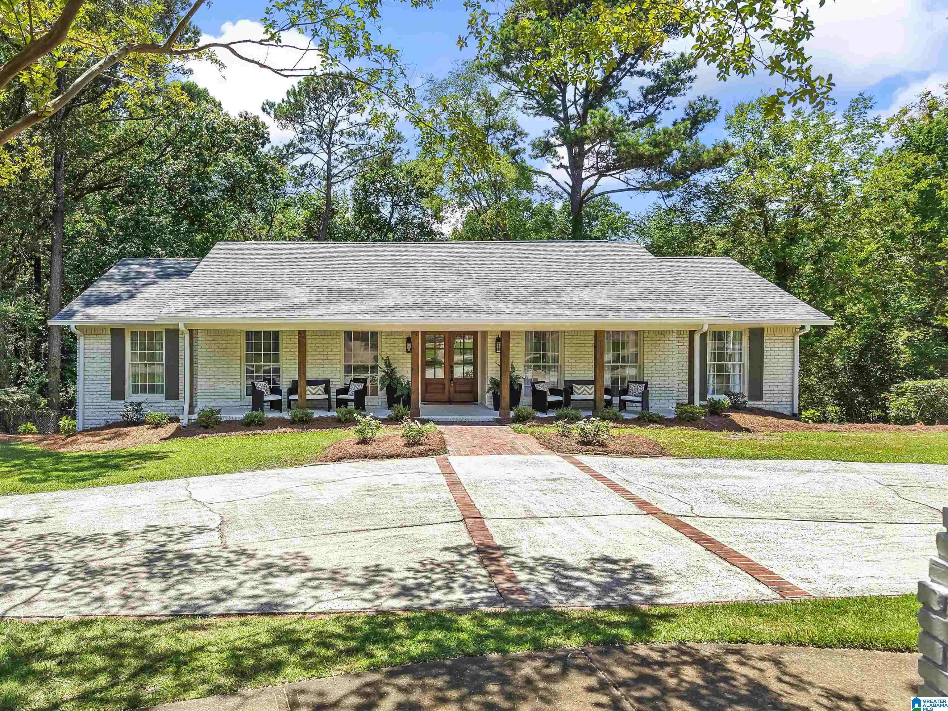 Vestavia Hills, AL 35216,1308 OVERLAND DRIVE