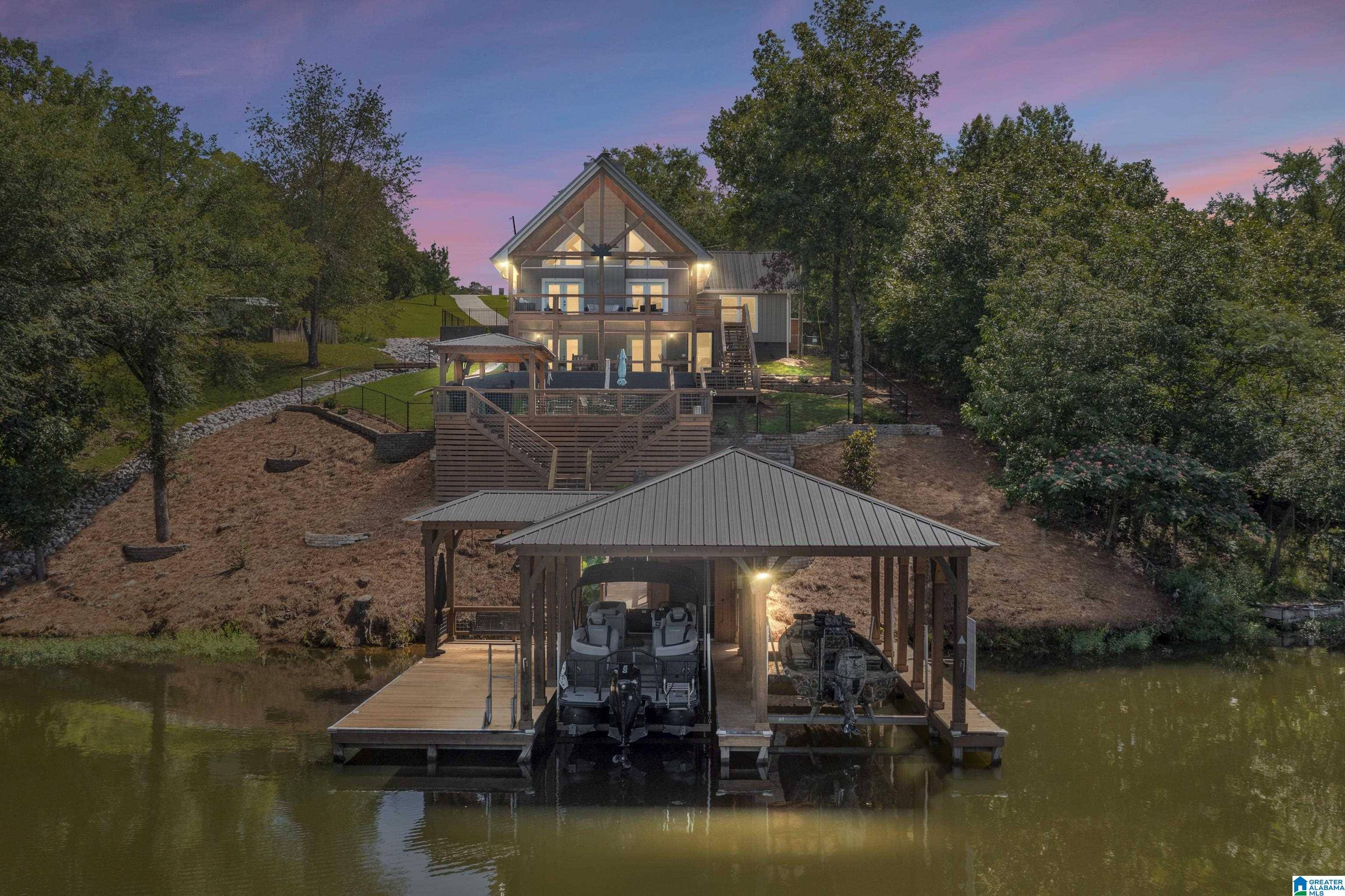 Shelby, AL 35143,338 RIDGE LANE
