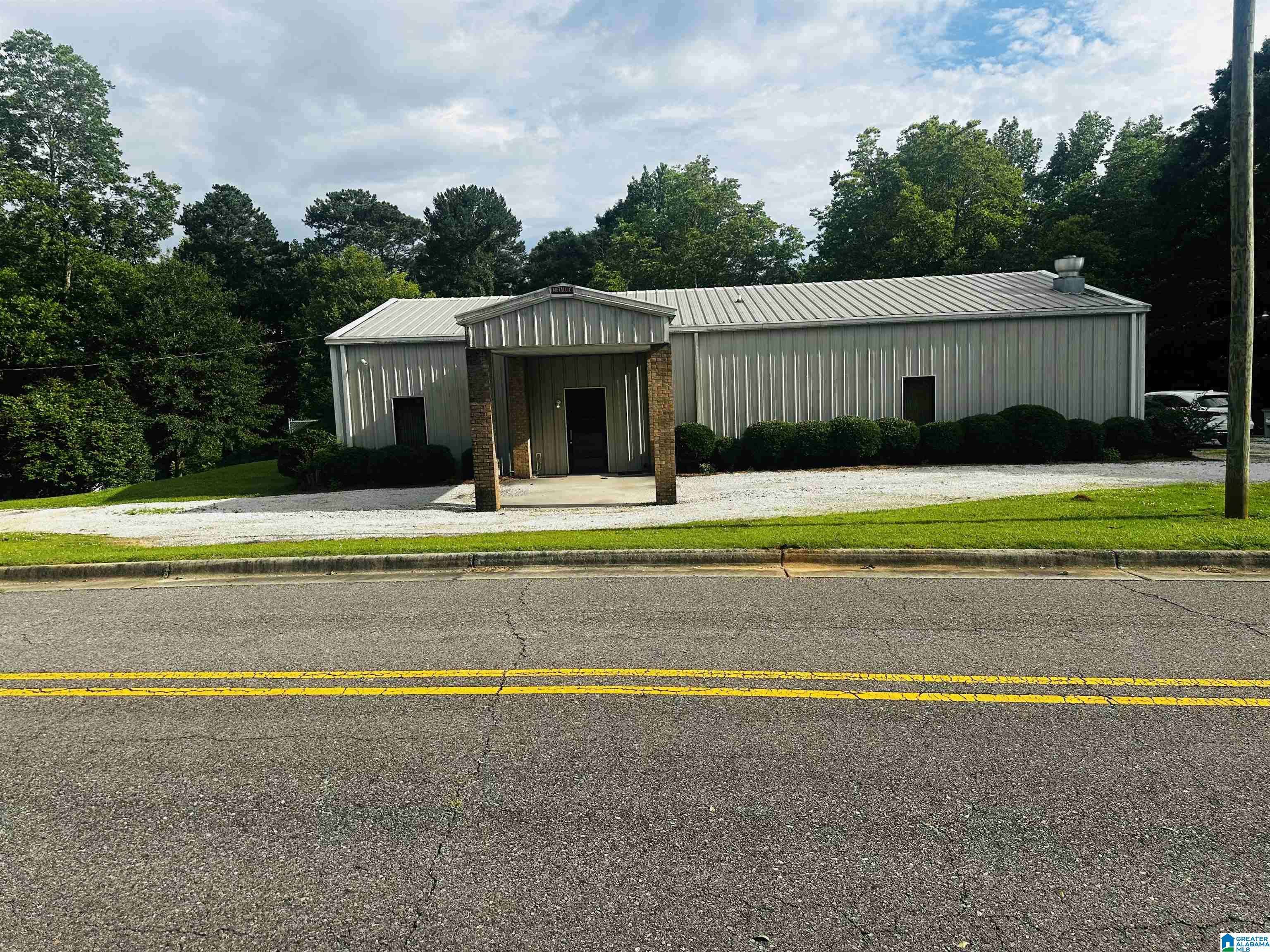 Ashland, AL 36251,841 S 2ND AVENUE