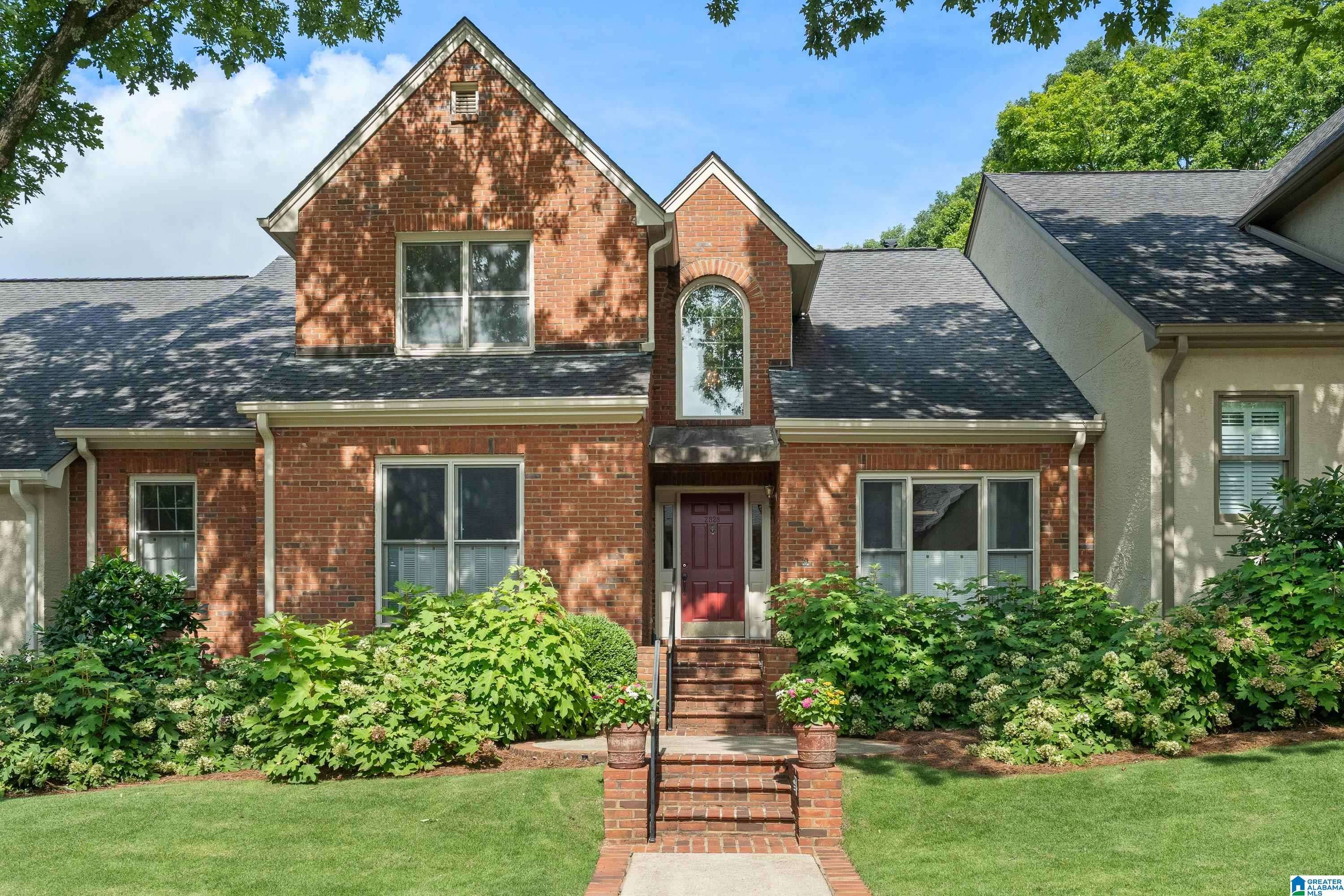 Mountain Brook, AL 35213,2323 BROOKSHIRE PLACE #2323