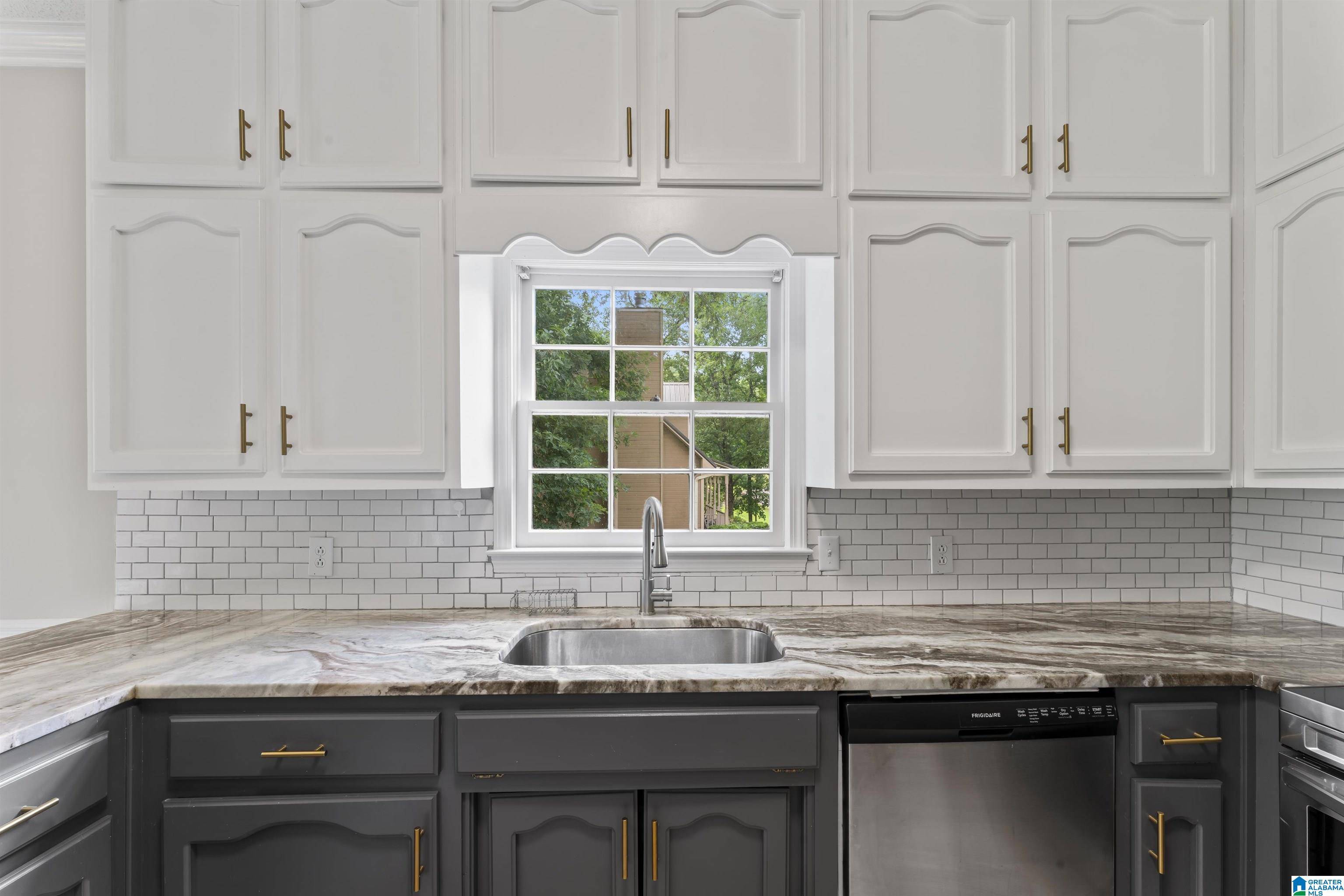 Pinson, AL 35126,6513 EAGLE RIDGE LANE