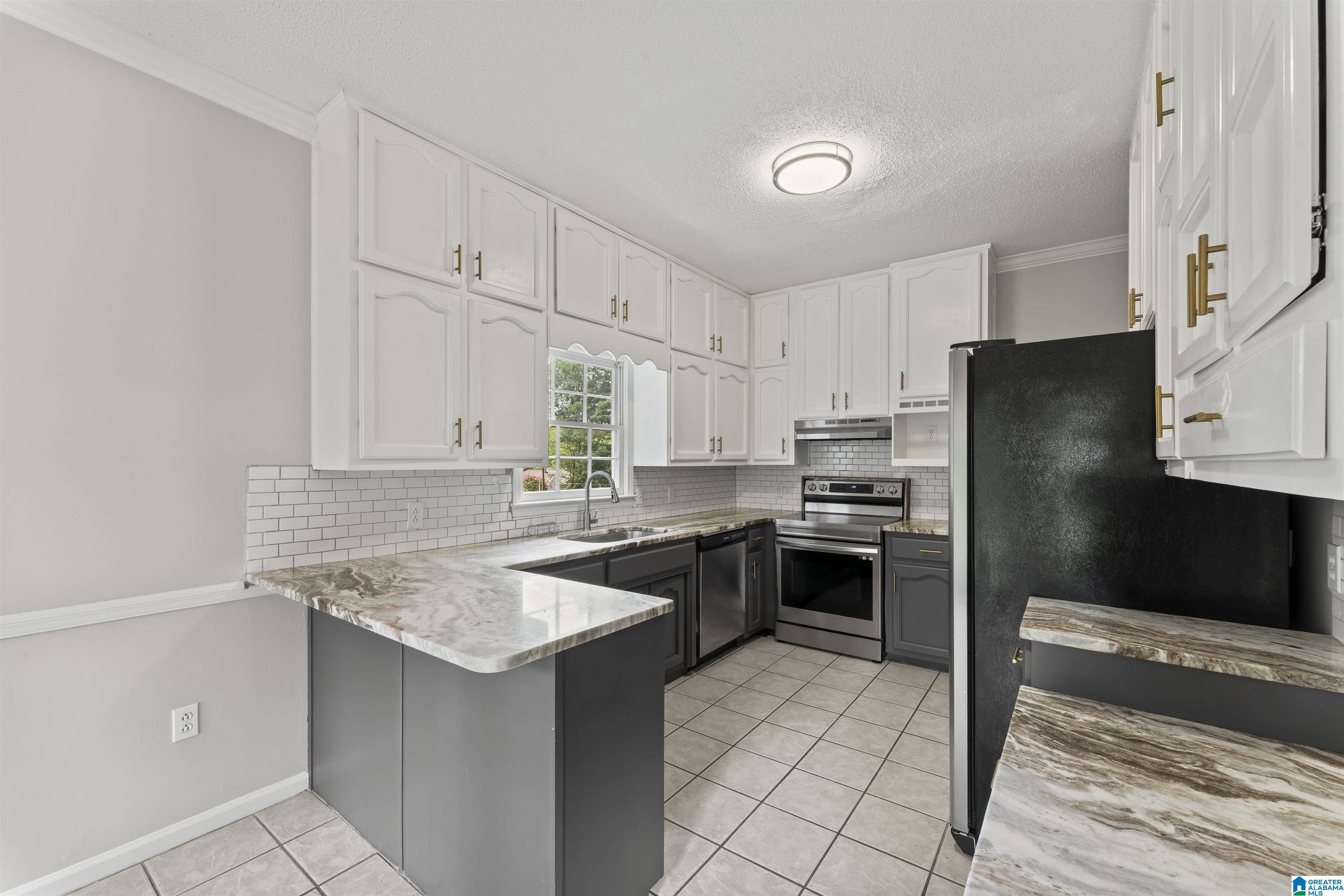 Pinson, AL 35126,6513 EAGLE RIDGE LANE