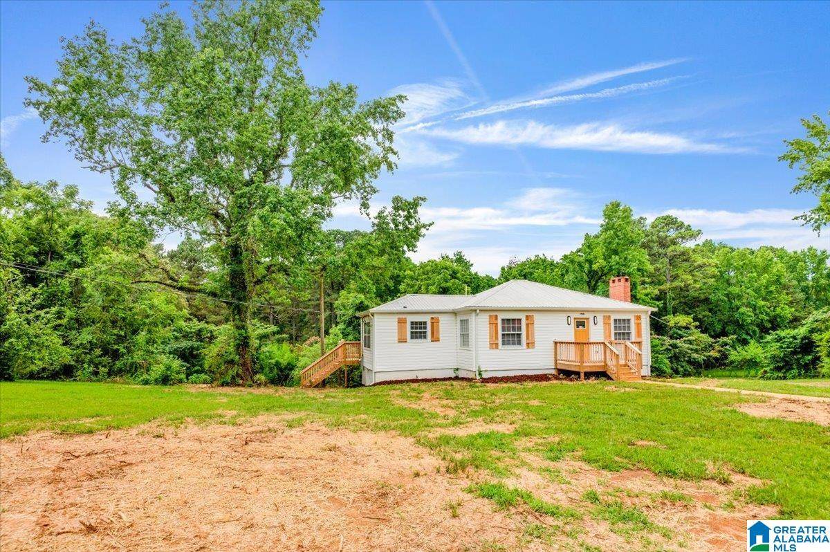 Center Point, AL 35215,1818 HILLCREST ROAD NE