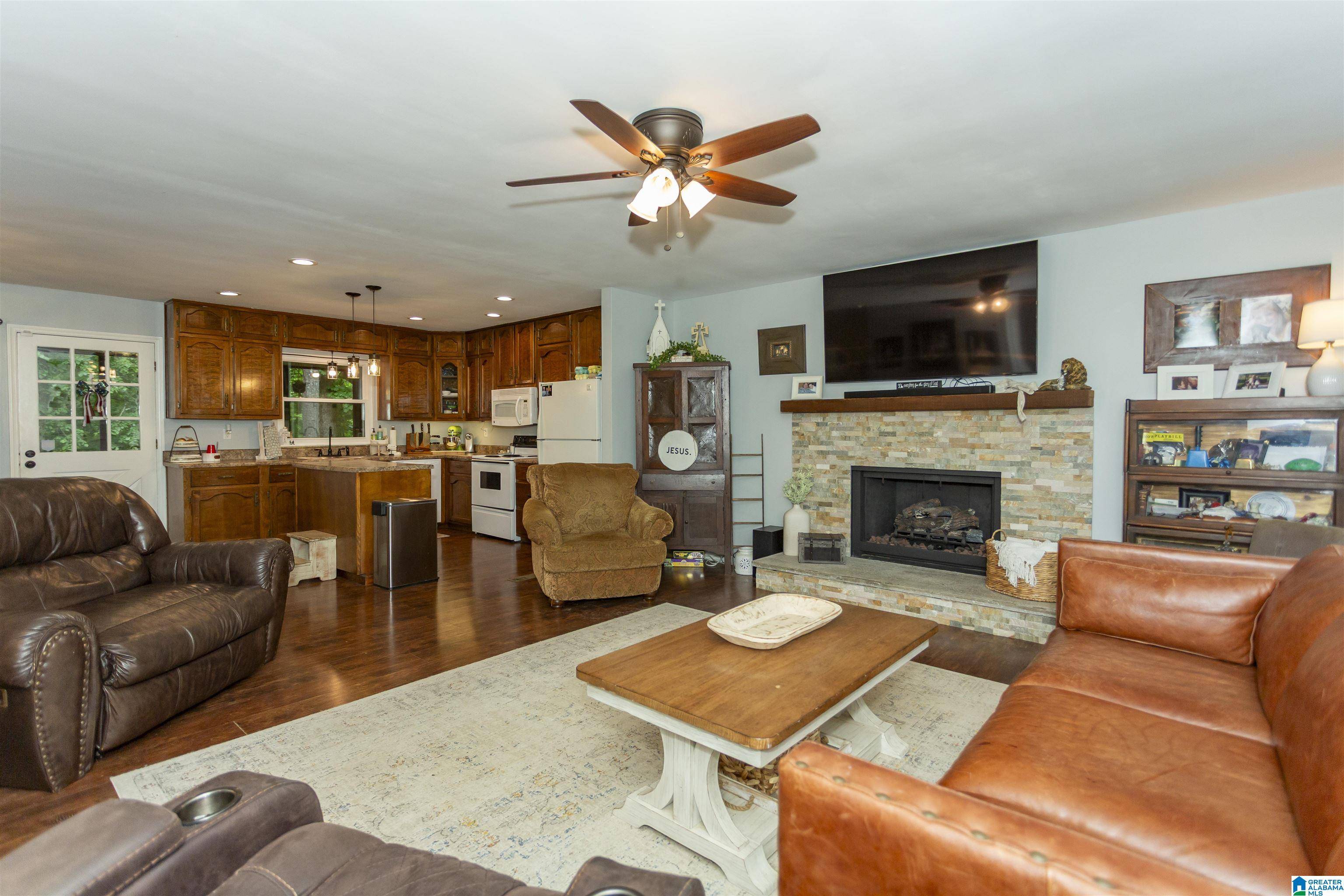 Mount Olive, AL 35117,5910 AVERHART ROAD