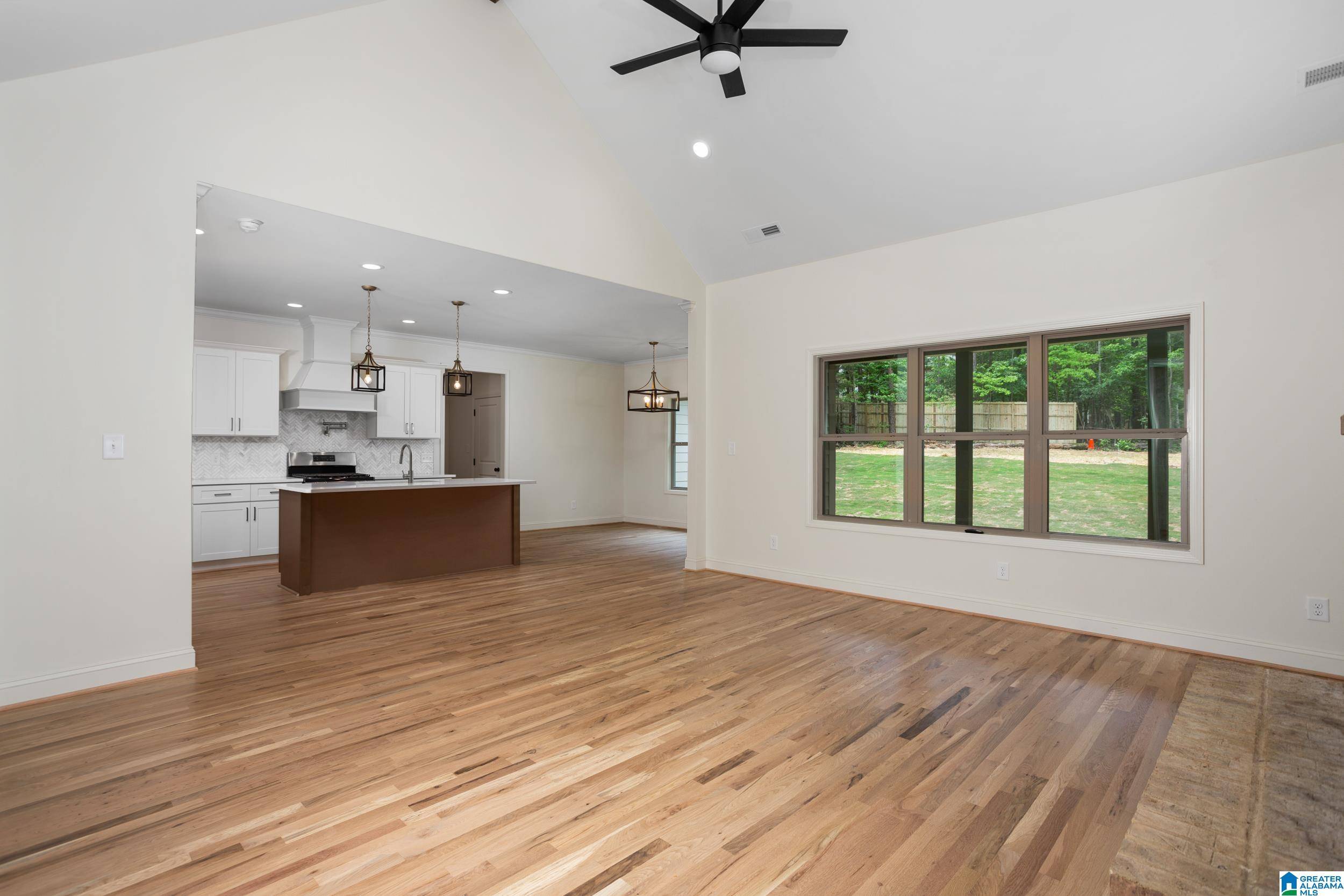 Pell City, AL 35128,435 EAGLE POINTE DRIVE