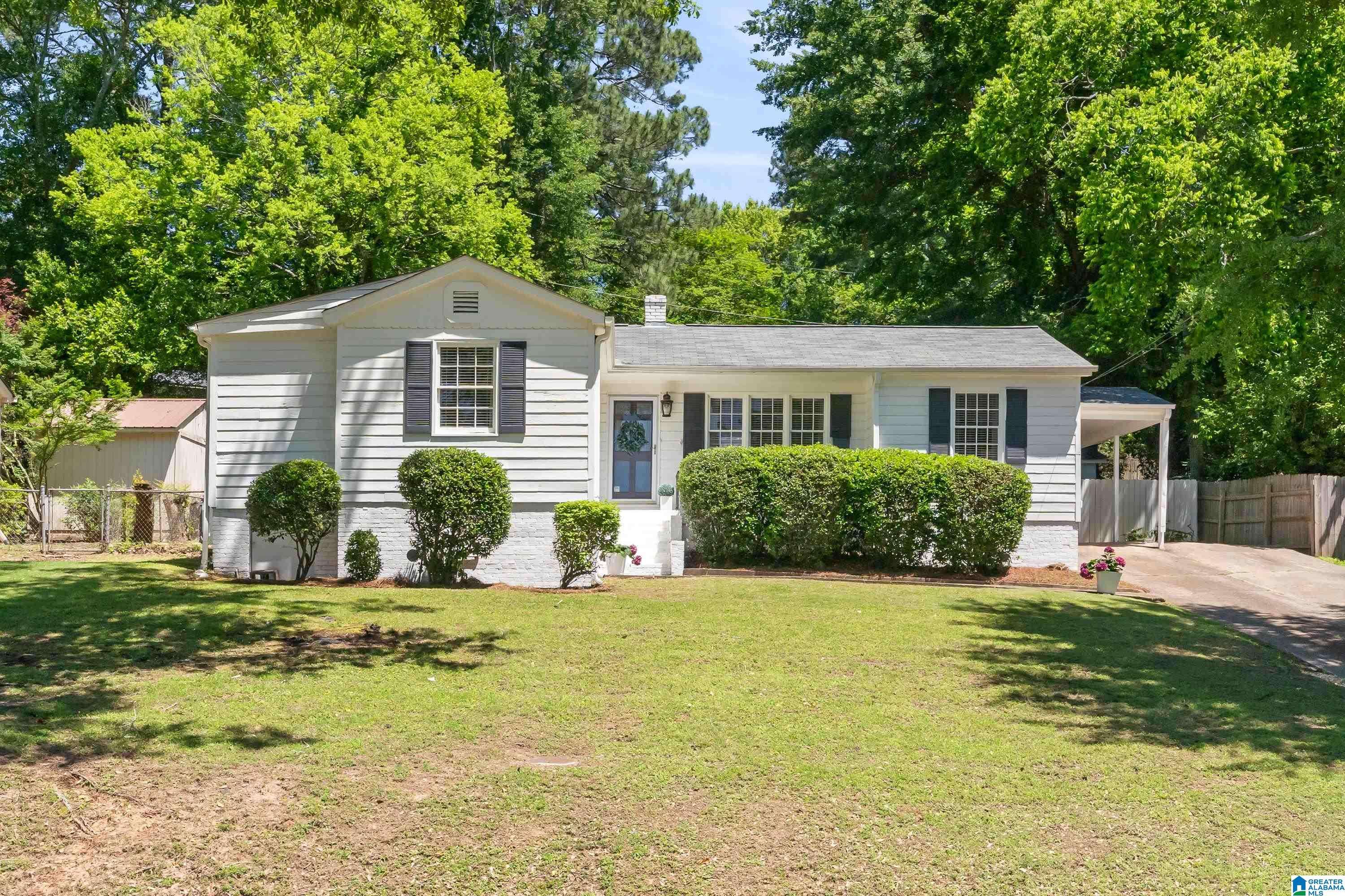 Birmingham, AL 35213,1120 GLADSTONE AVENUE