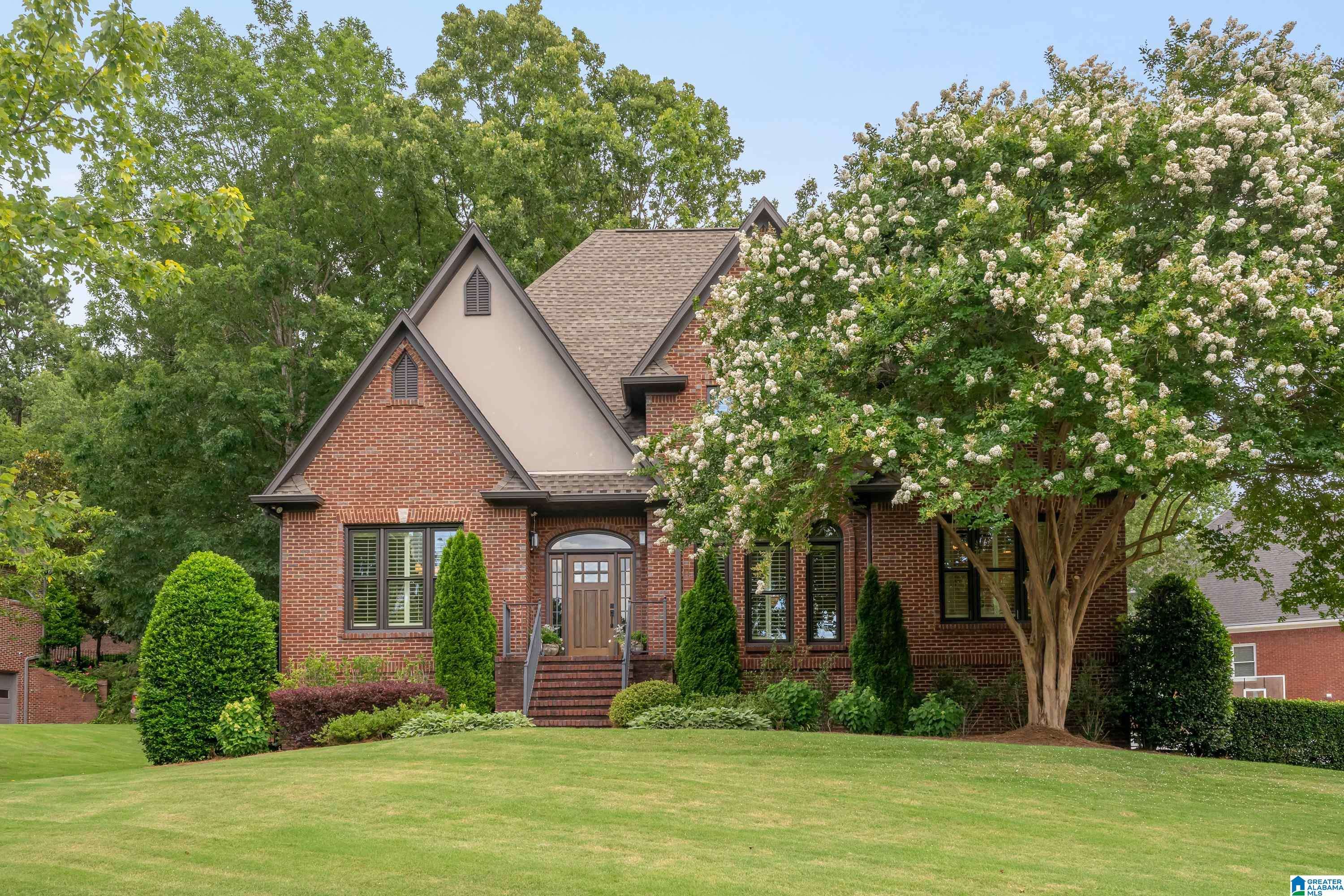 Vestavia Hills, AL 35242,800 PARK VIEW CIRCLE