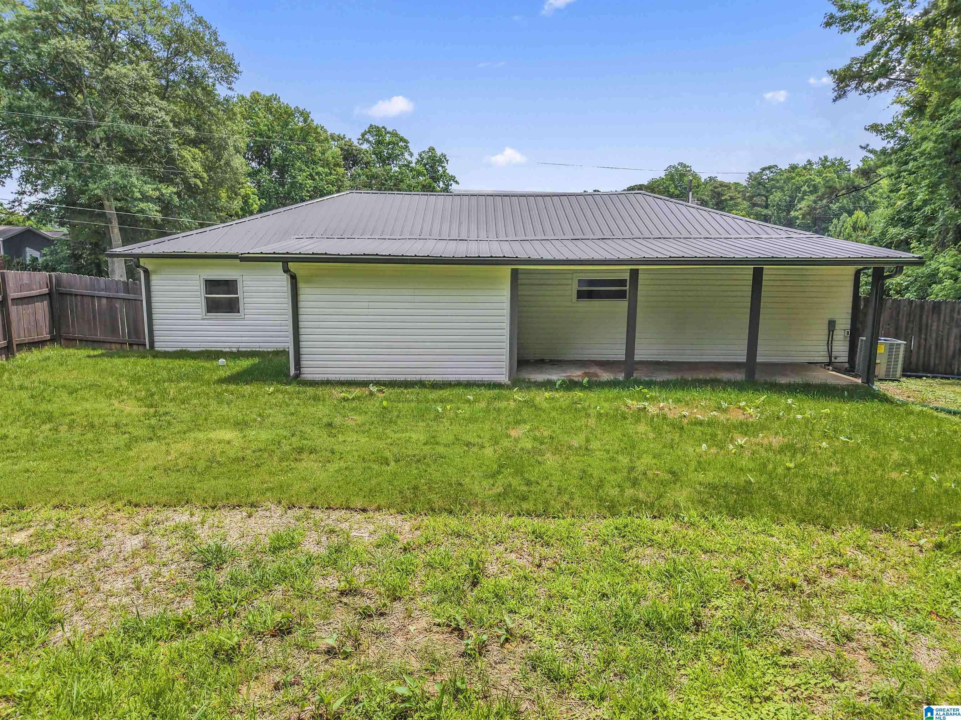 Irondale, AL 35210,936 PINEVIEW ROAD