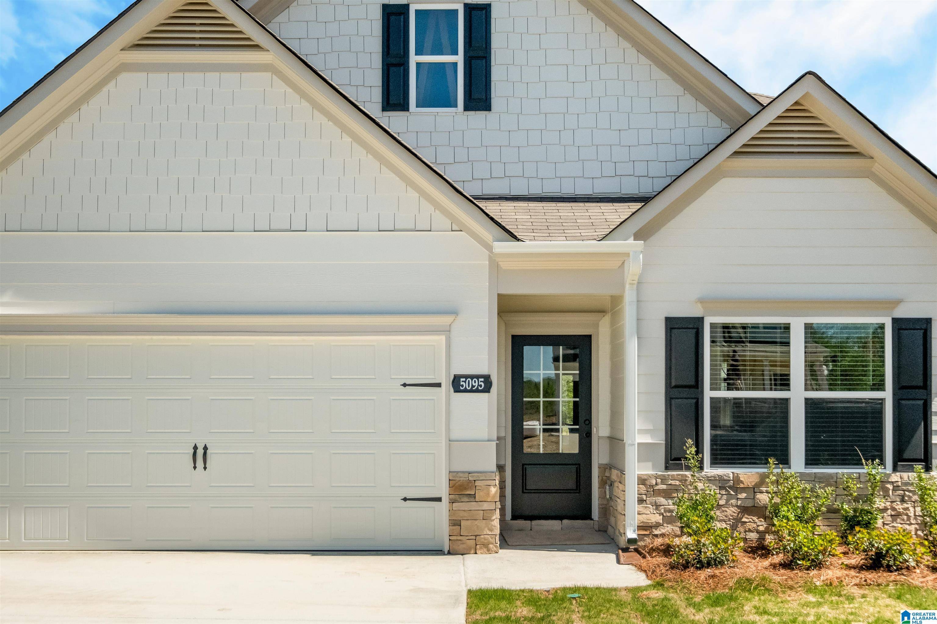 Columbiana, AL 35051,508 SPRINGDALE LANE