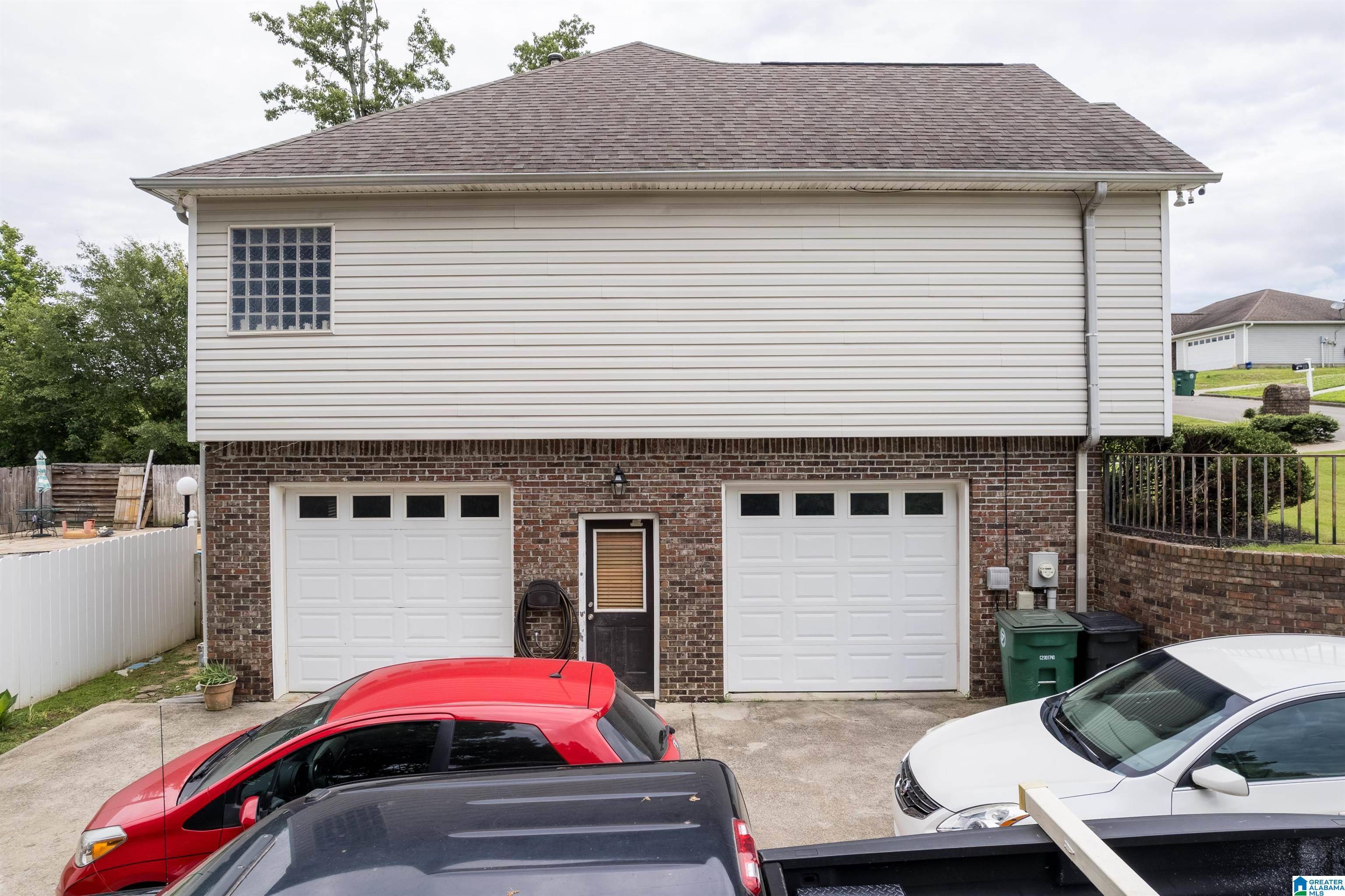 Cullman, AL 35057,209 WHITE OAK CIRCLE