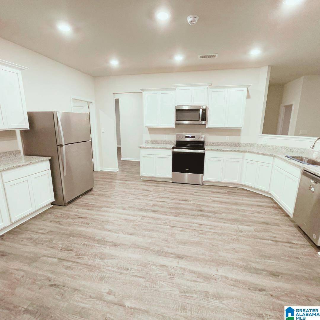 Pinson, AL 35126,6936 BRANDI CIRCLE