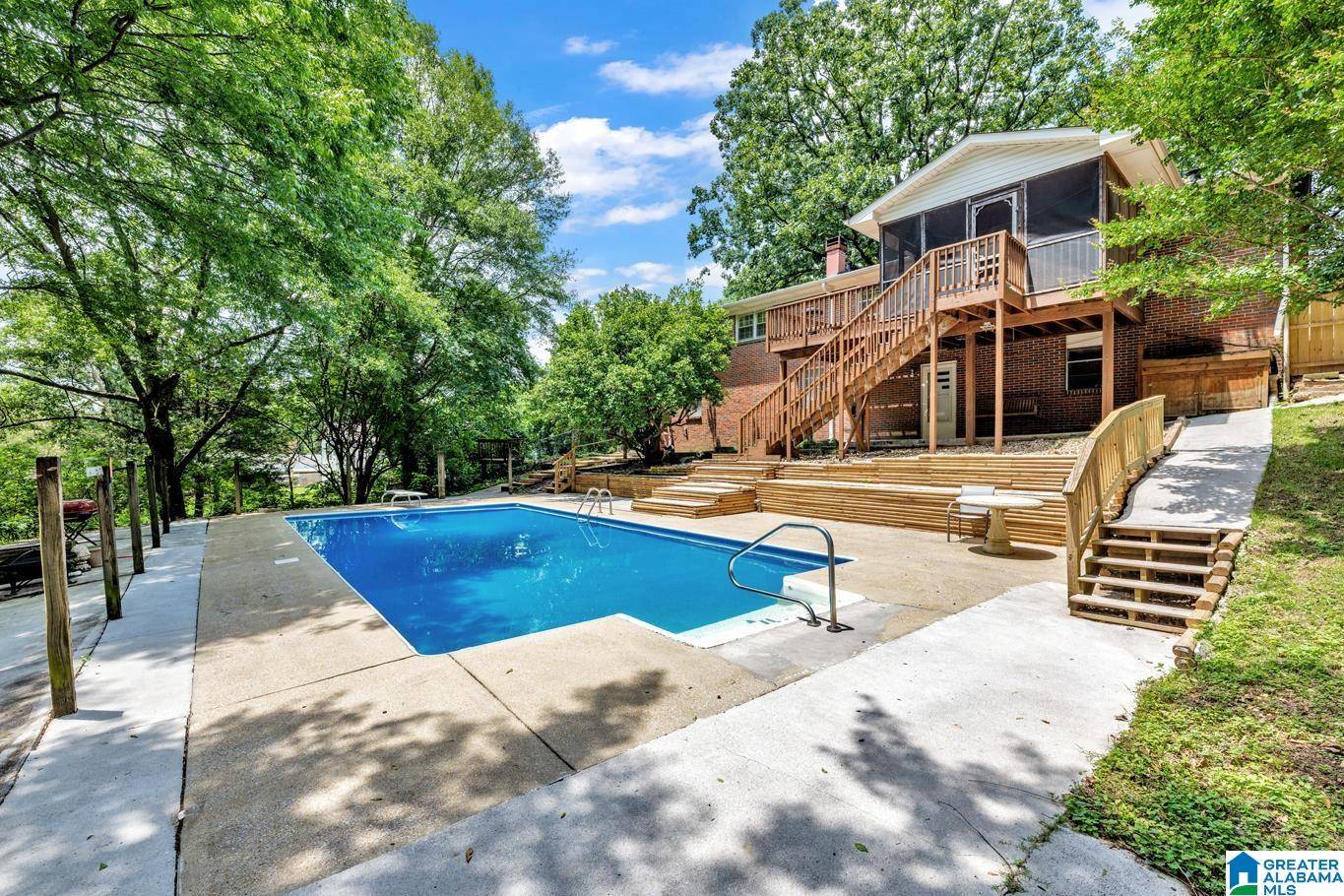 Alabaster, AL 35007,834 BURNING TREE TRAIL