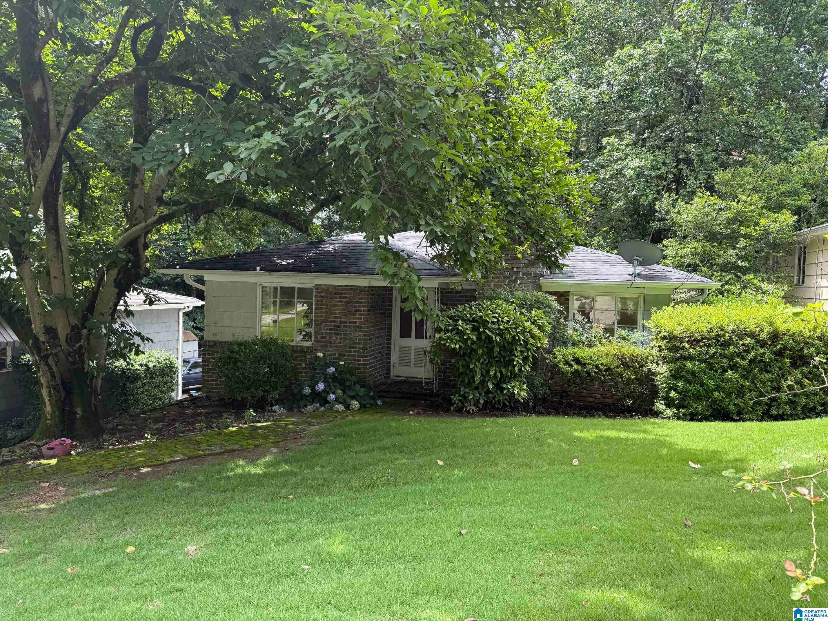 Homewood, AL 35209,1725 WINDSOR BOULEVARD