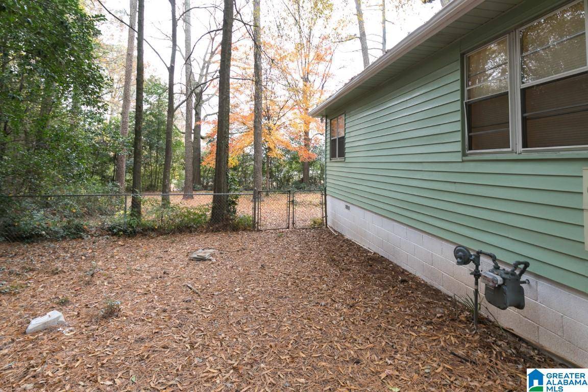 Birmingham, AL 35215,900 CHARLES COURT