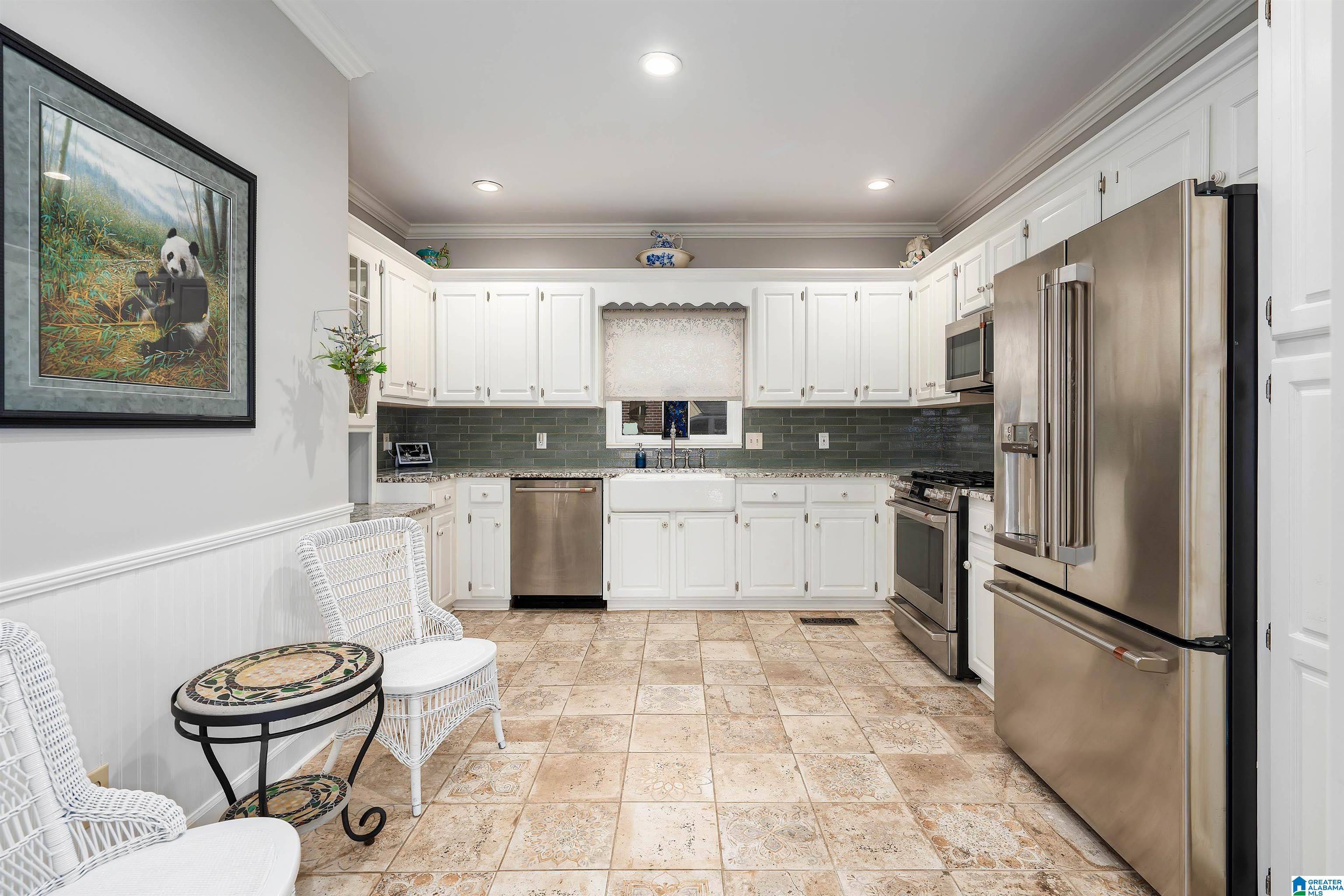 Vestavia Hills, AL 35216,2572 CROSSGATE PLACE