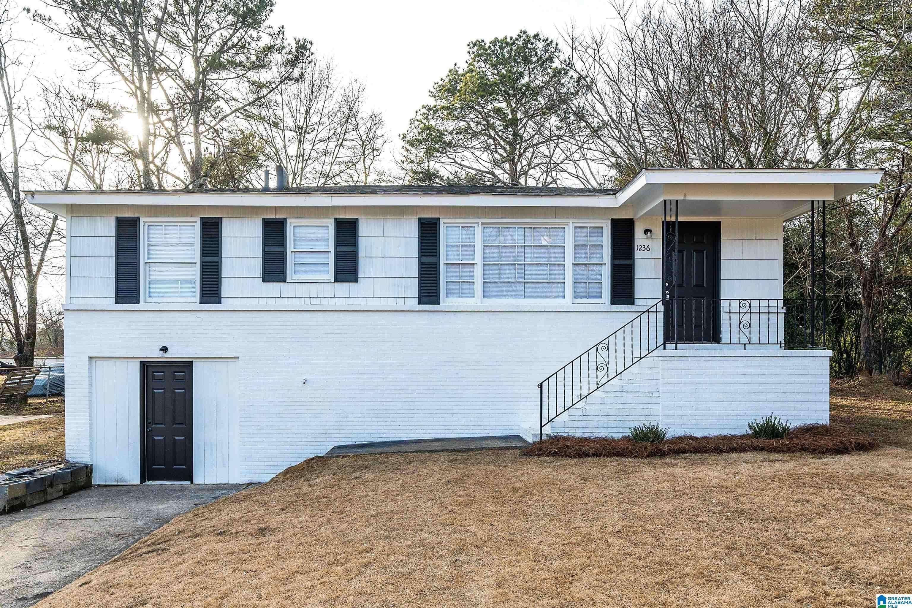 Birmingham, AL 35215,1236 WINNETKA WAY