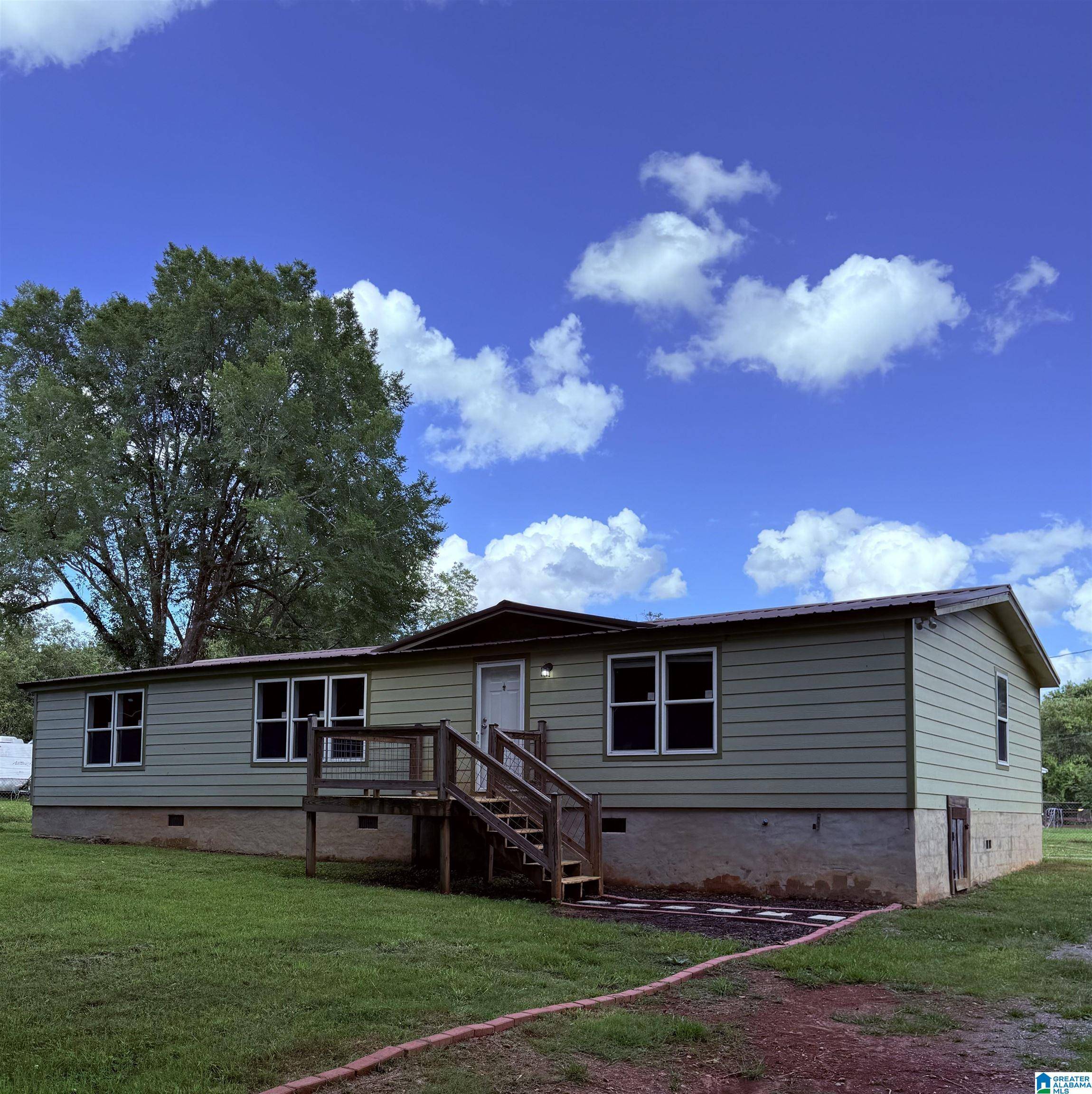 Sylacauga, AL 35150,338 TWIN STREET