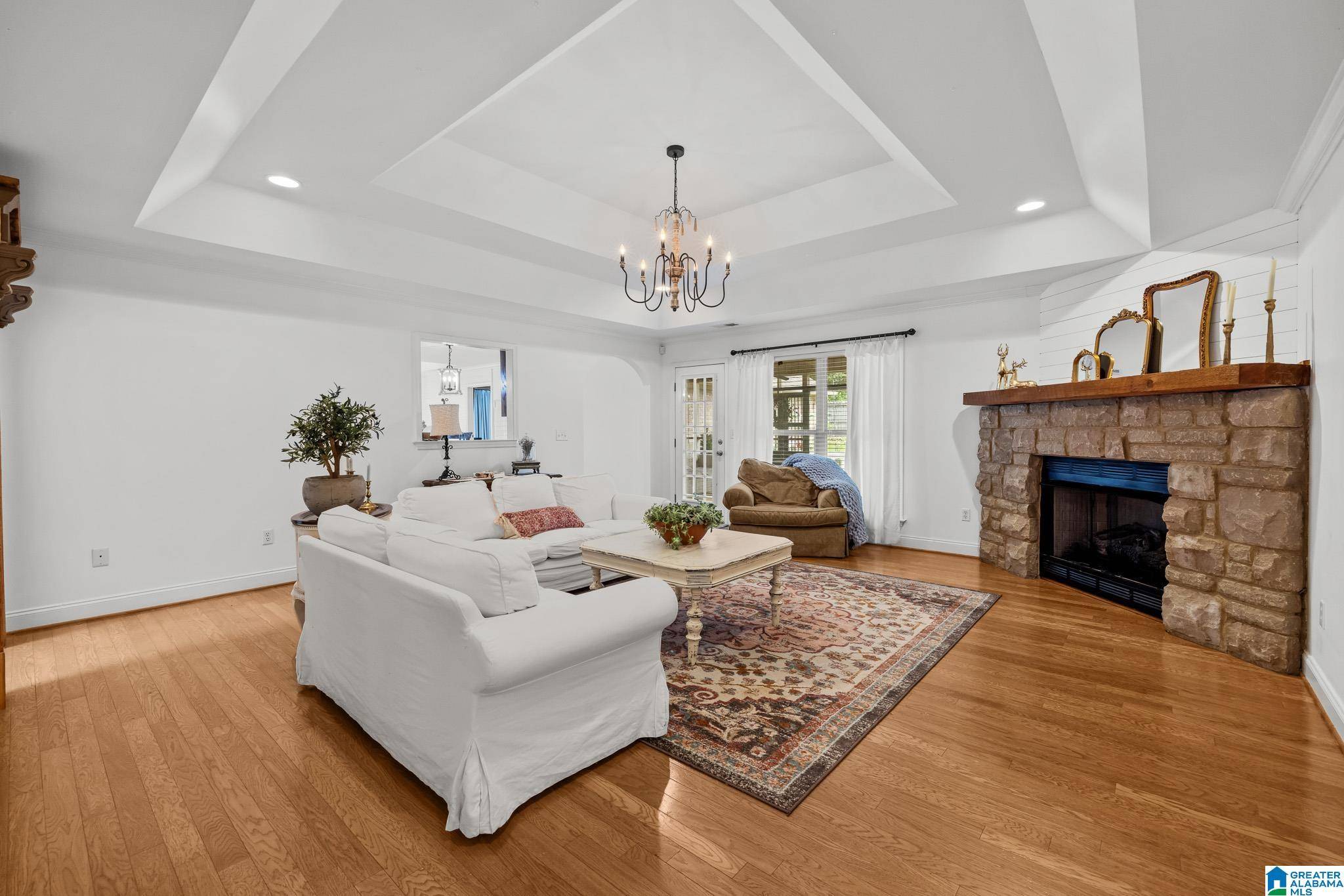 Clanton, AL 35045,2043 MAPLEWOOD LANE