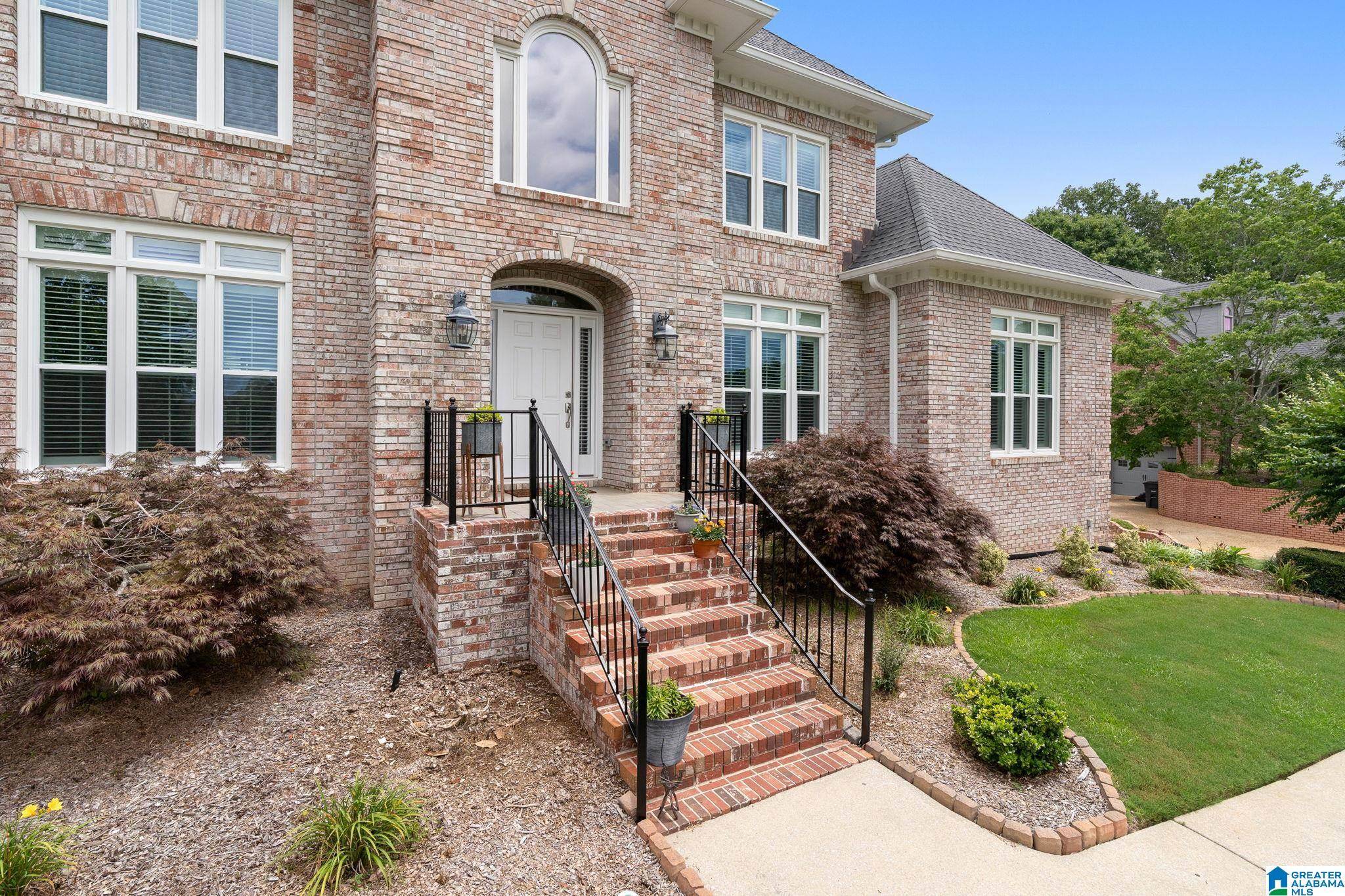 Hoover, AL 35226,513 OAKLINE DRIVE