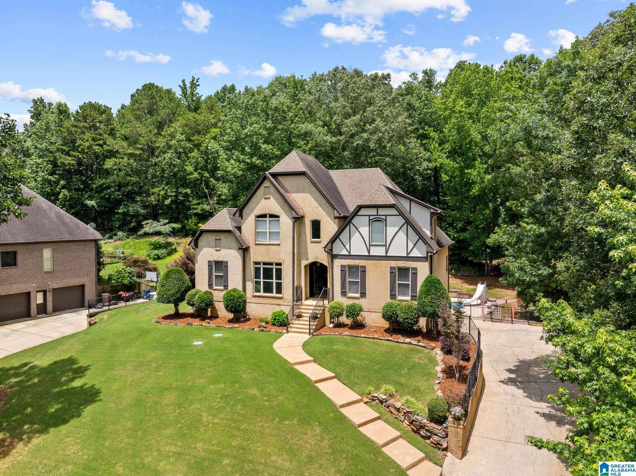 Trussville, AL 35173,8226 CARRINGTON DRIVE