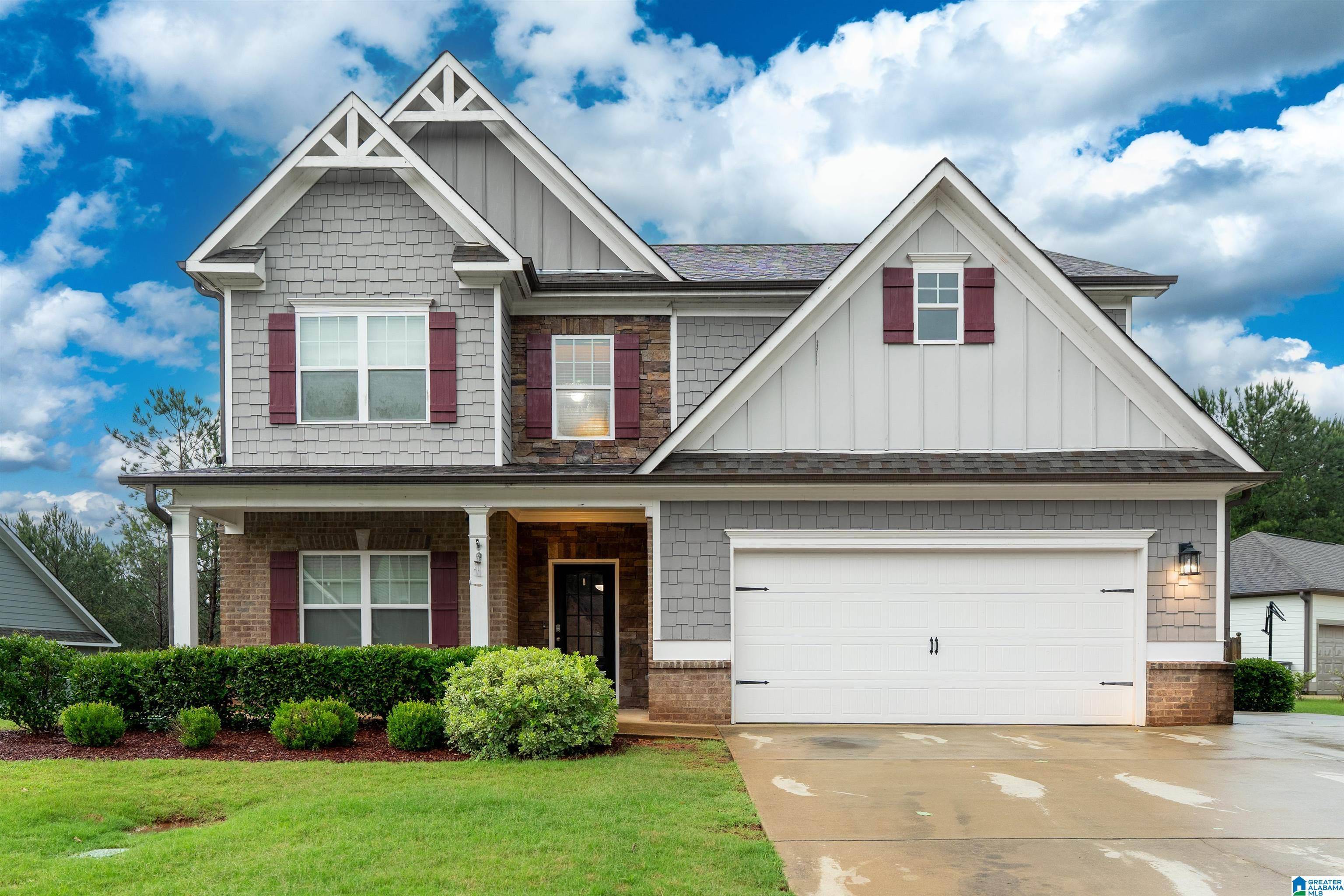 Trussville, AL 35173,595 LAKERIDGE DRIVE
