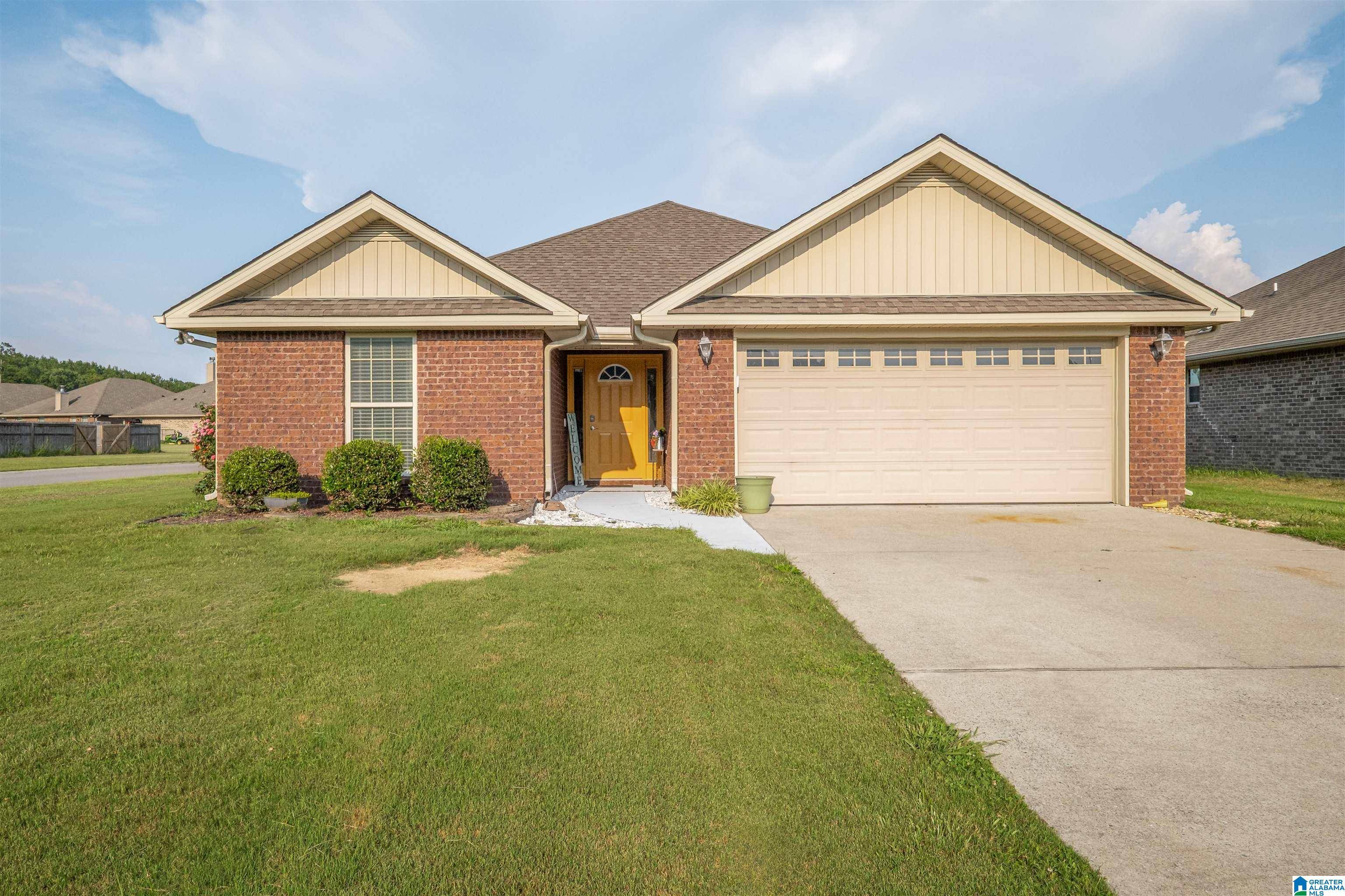 Odenville, AL 35120,955 CLOVER AVENUE