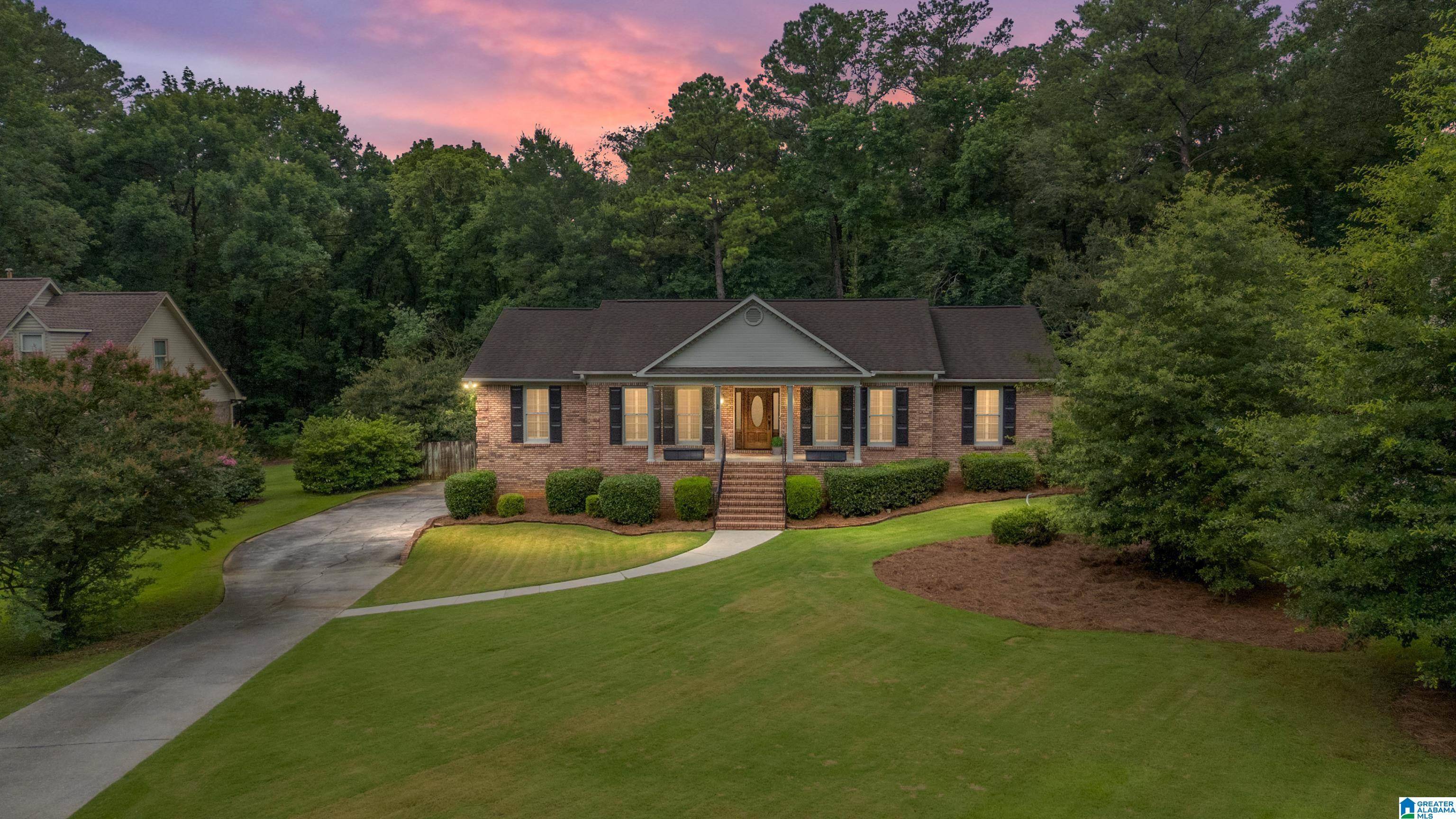 Birmingham, AL 35244,5132 VALLEYBROOK CIRCLE
